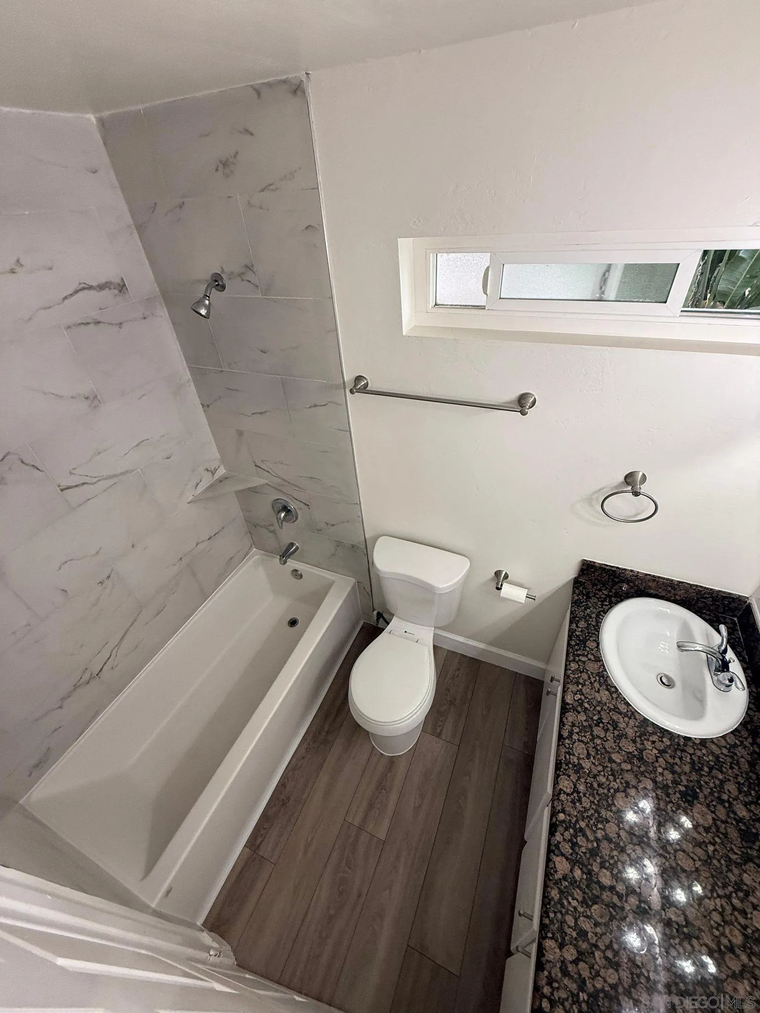 Photo #8: 250044958 Listing: Photo #8