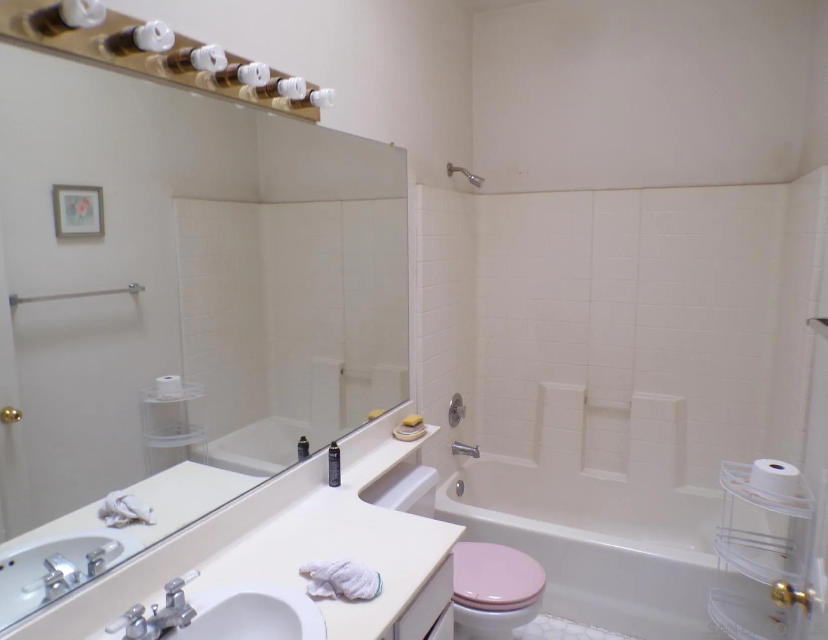https://cdn.realtyfeed.com/cdn/127/250044967/ac439d58067338597c4ee8587311eac9.webp