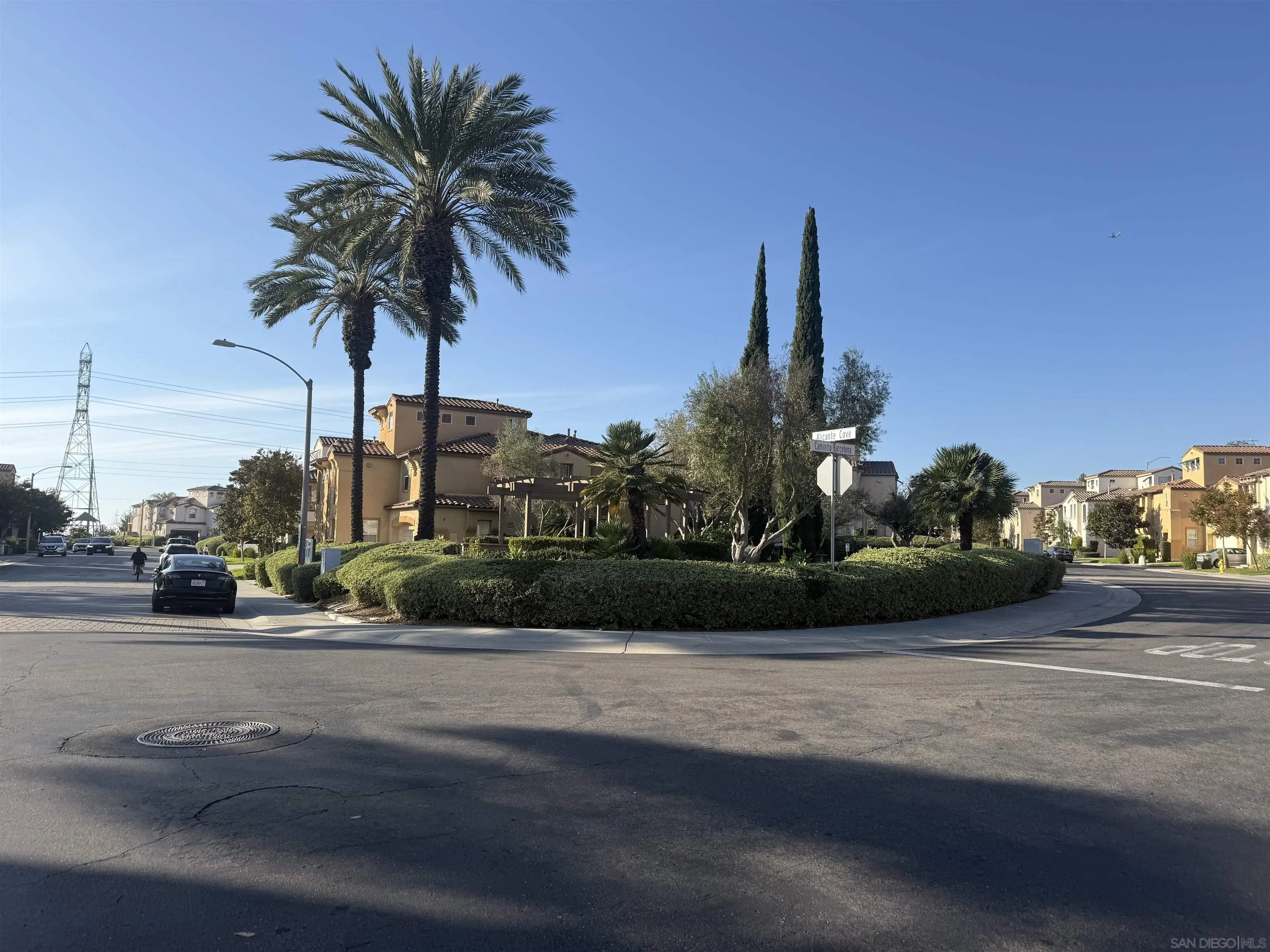 Photo #3: 250044975 Listing: Photo #3