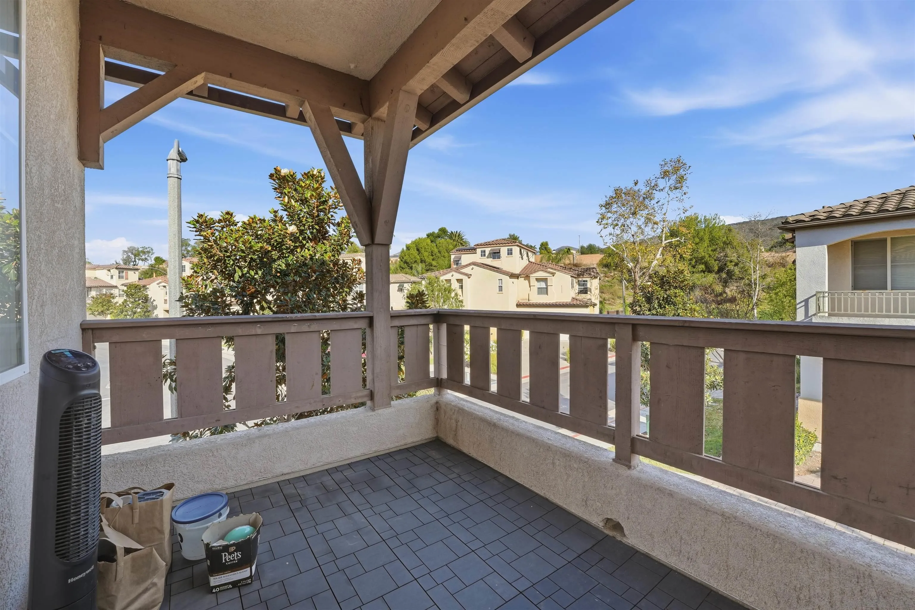 Photo #4: 250044975 Listing: Photo #4