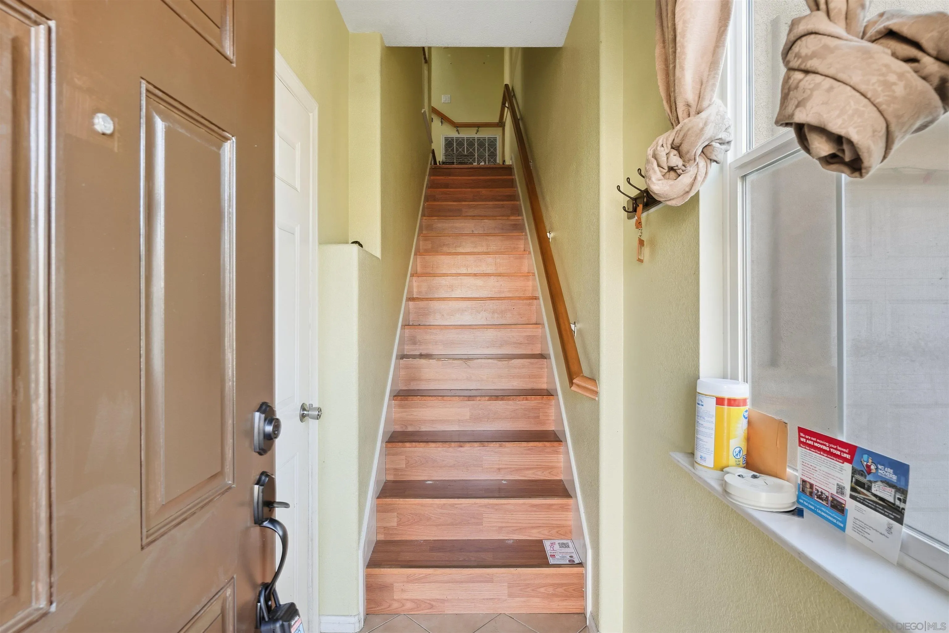 Photo #5: 250044975 Listing: Photo #5