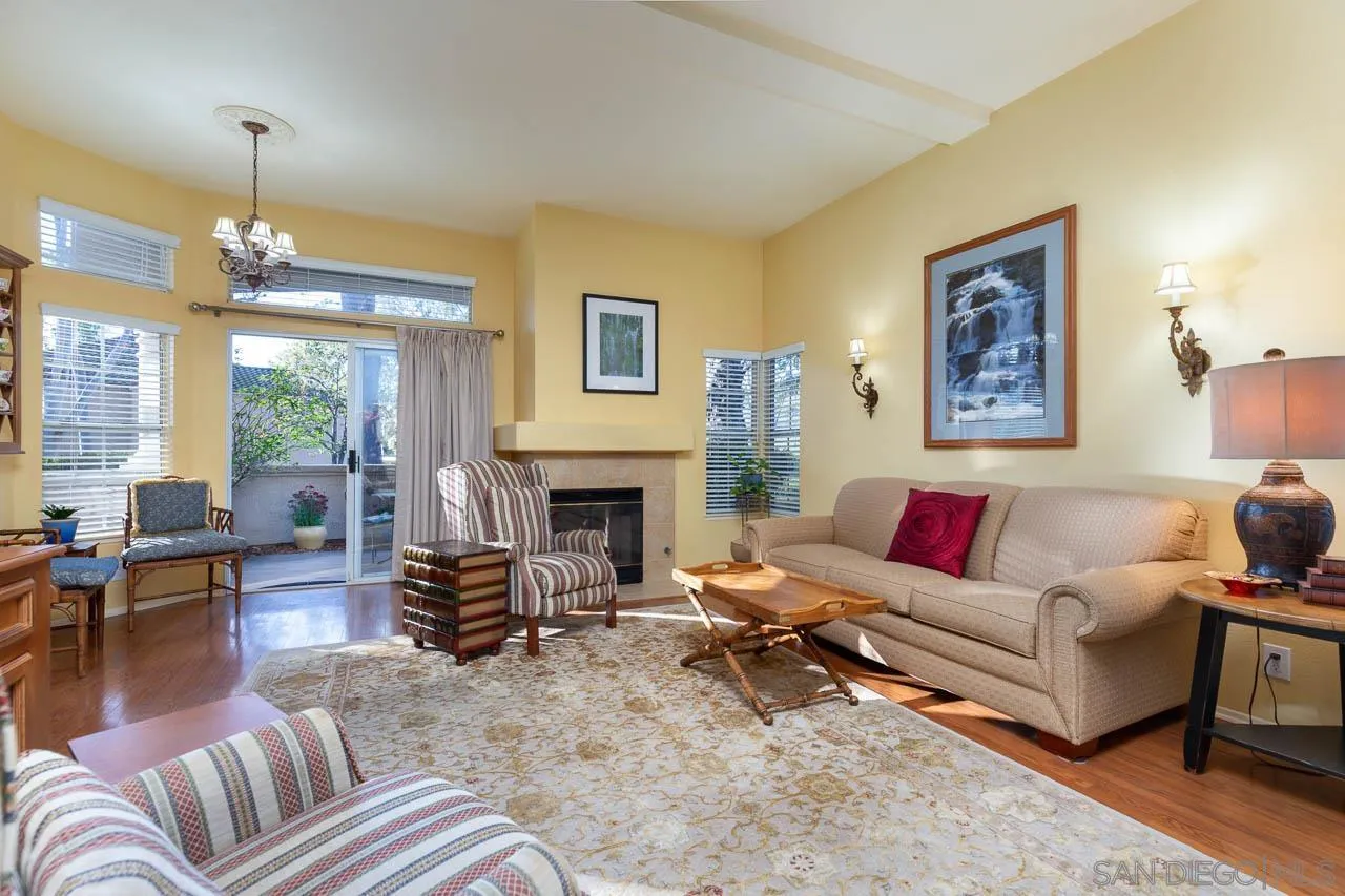 Photo #1: 250044980 Listing: Photo #1