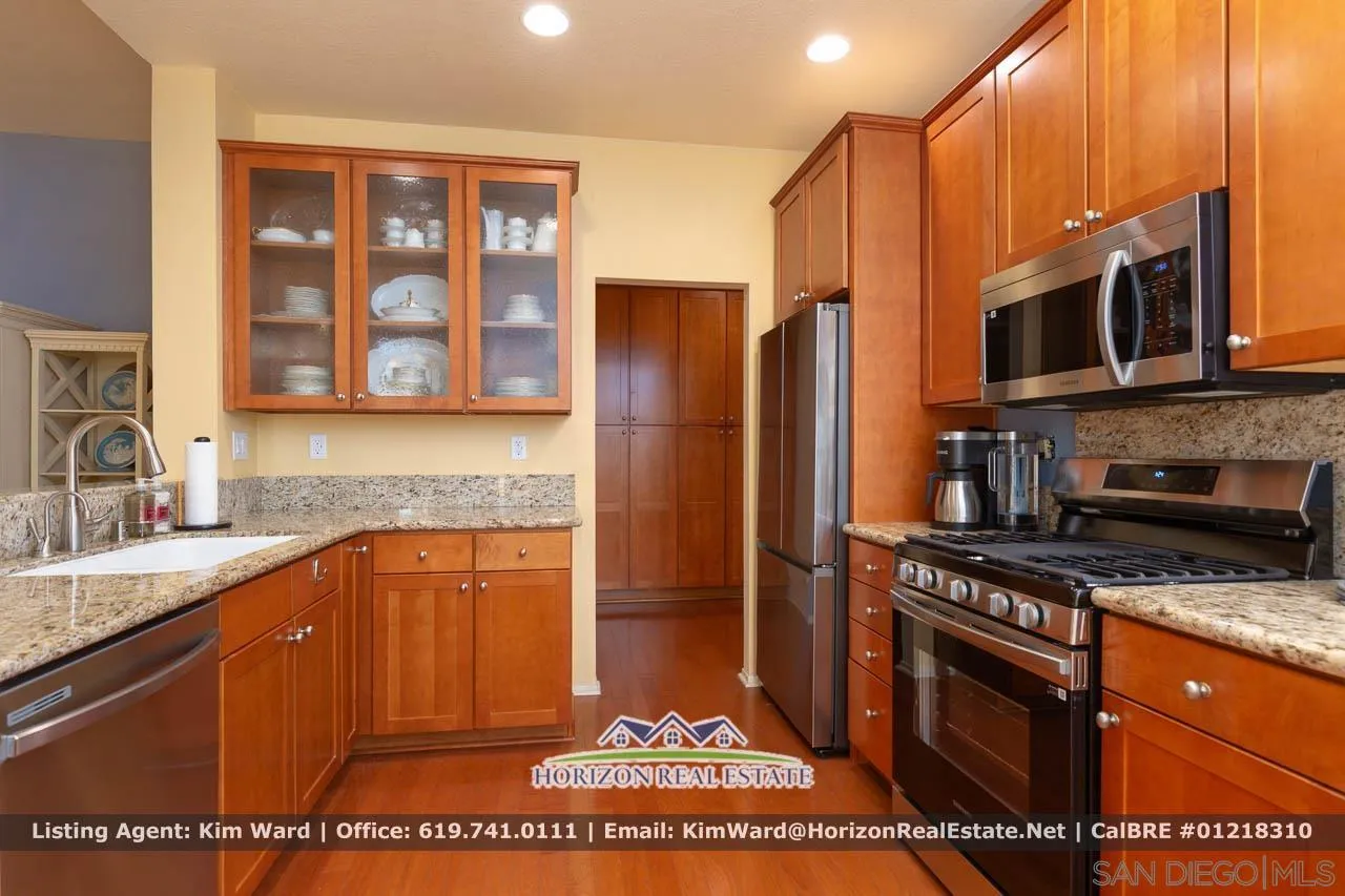 Photo #7: 250044980 Listing: Photo #7