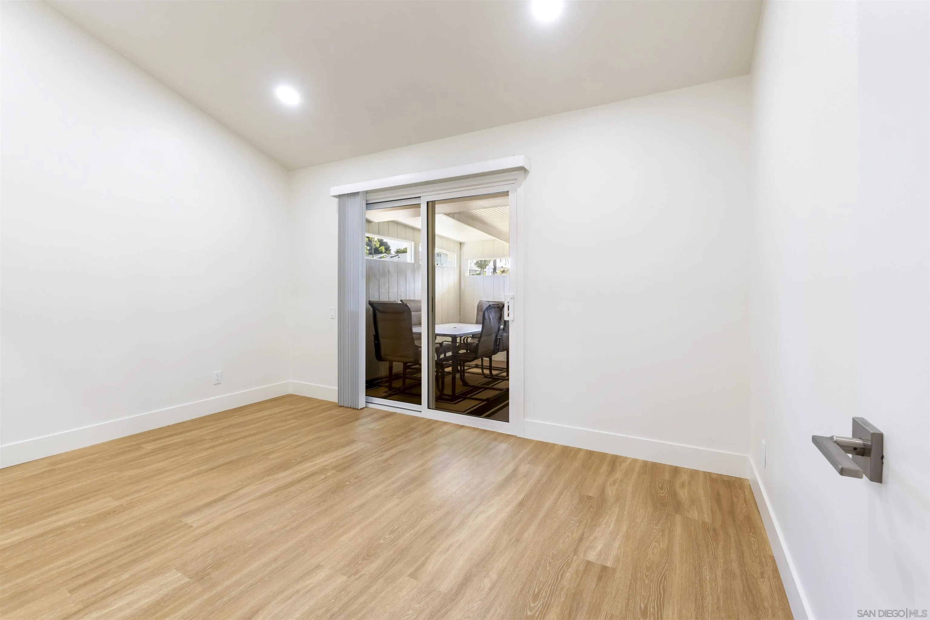 Photo #18: 250044986 Listing: Photo #18