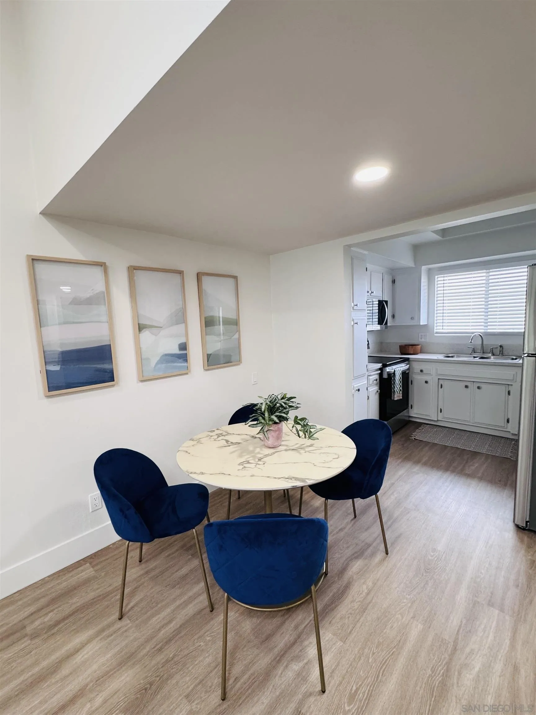 Photo #13: 250044986 Listing: Photo #13