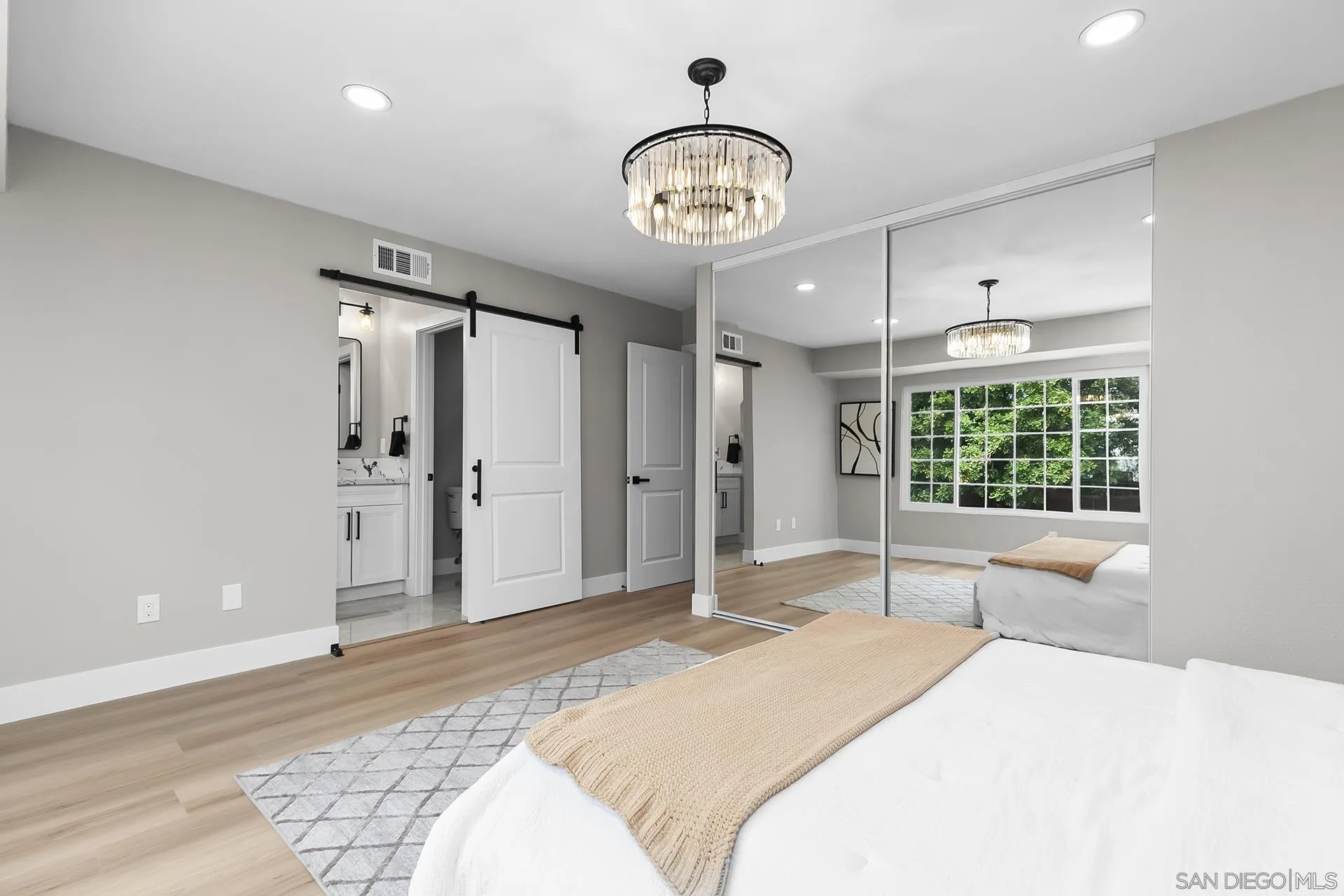 Photo #29: 250044988 Listing: Photo #29