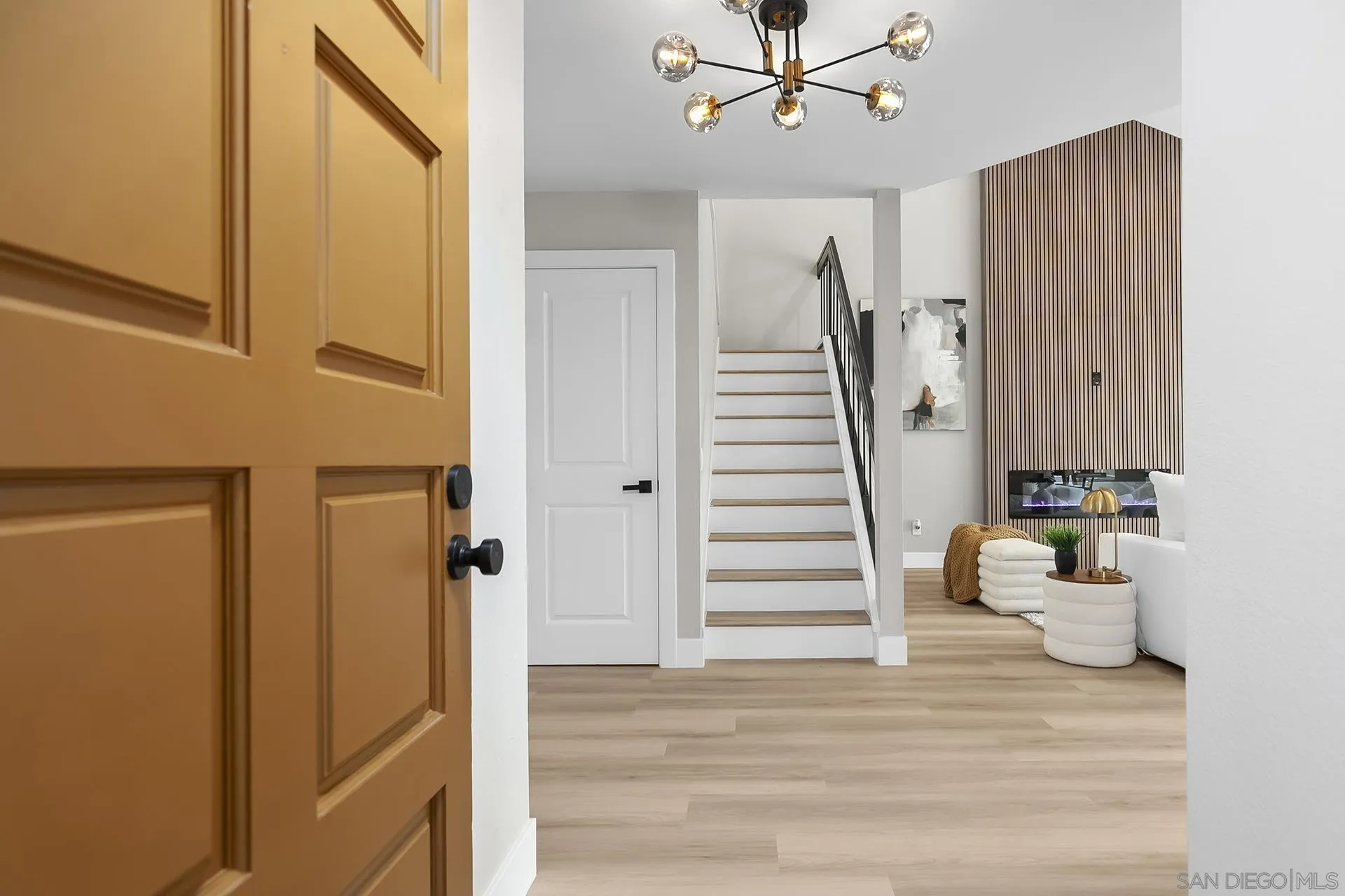 Photo #3: 250044988 Listing: Photo #3