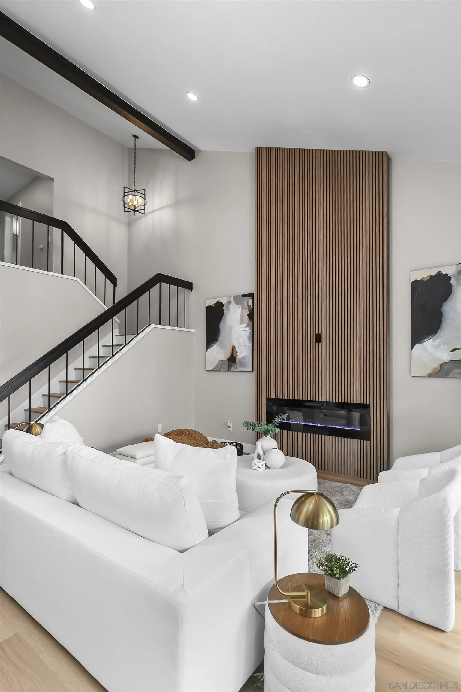 Photo #9: 250044988 Listing: Photo #9