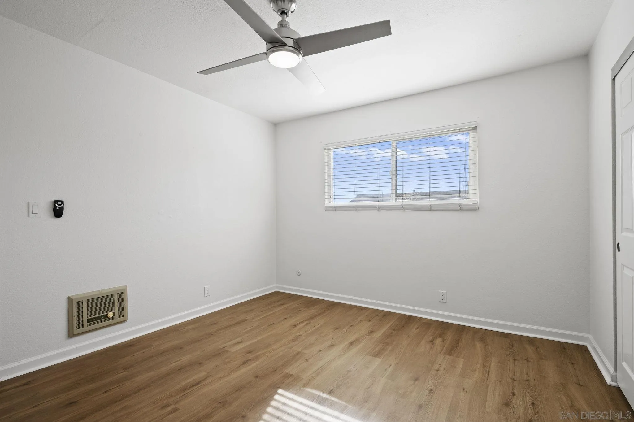 Photo #18: 250044997 Listing: Photo #18