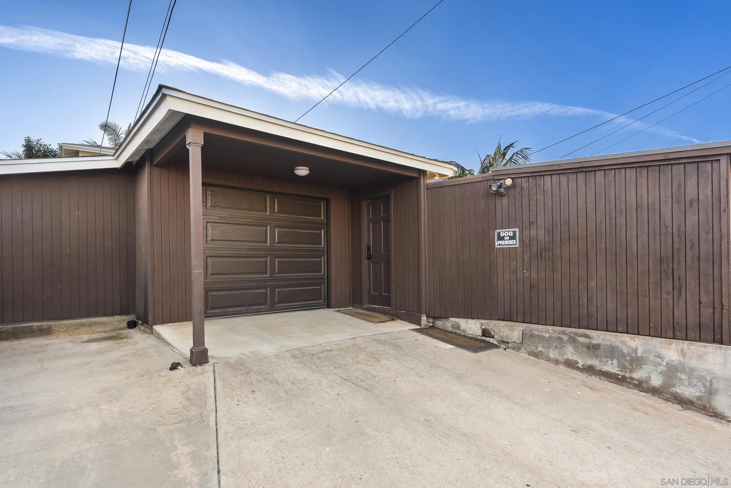 https://cdn.realtyfeed.com/cdn/127/250045020/61799ac54fdf14940e4120c792ce4aa0.webp