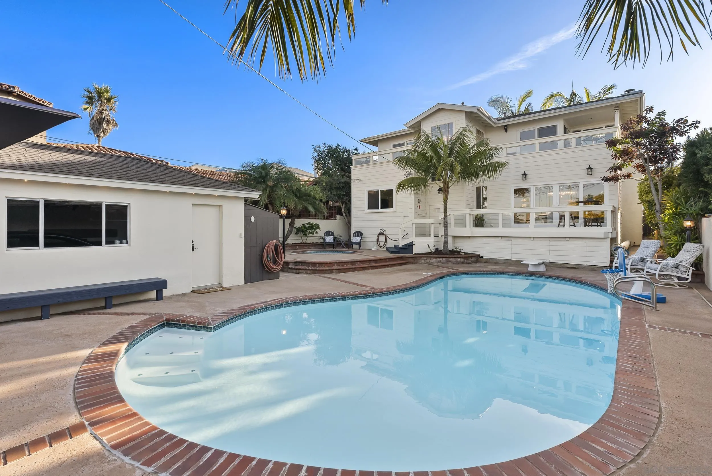 https://cdn.realtyfeed.com/cdn/127/250045020/6419033f3f55bdaaca9dd3c2821fff4f.webp