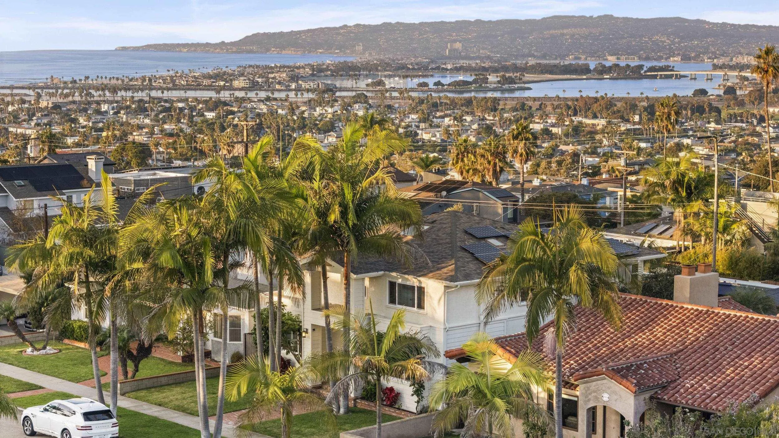 https://cdn.realtyfeed.com/cdn/127/250045020/cb898e27a3836400d8b9f1dea315fa43.webp