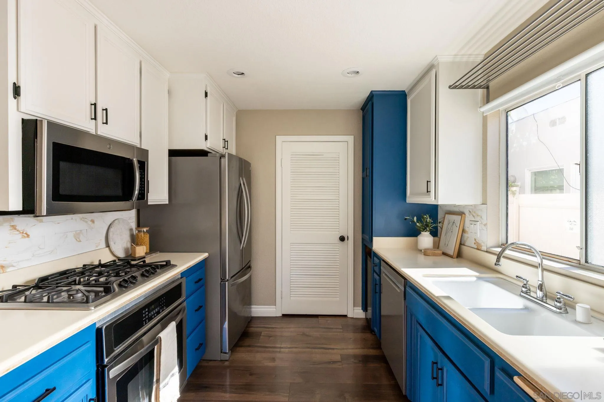 Photo #11: 250045027 Listing: Photo #11