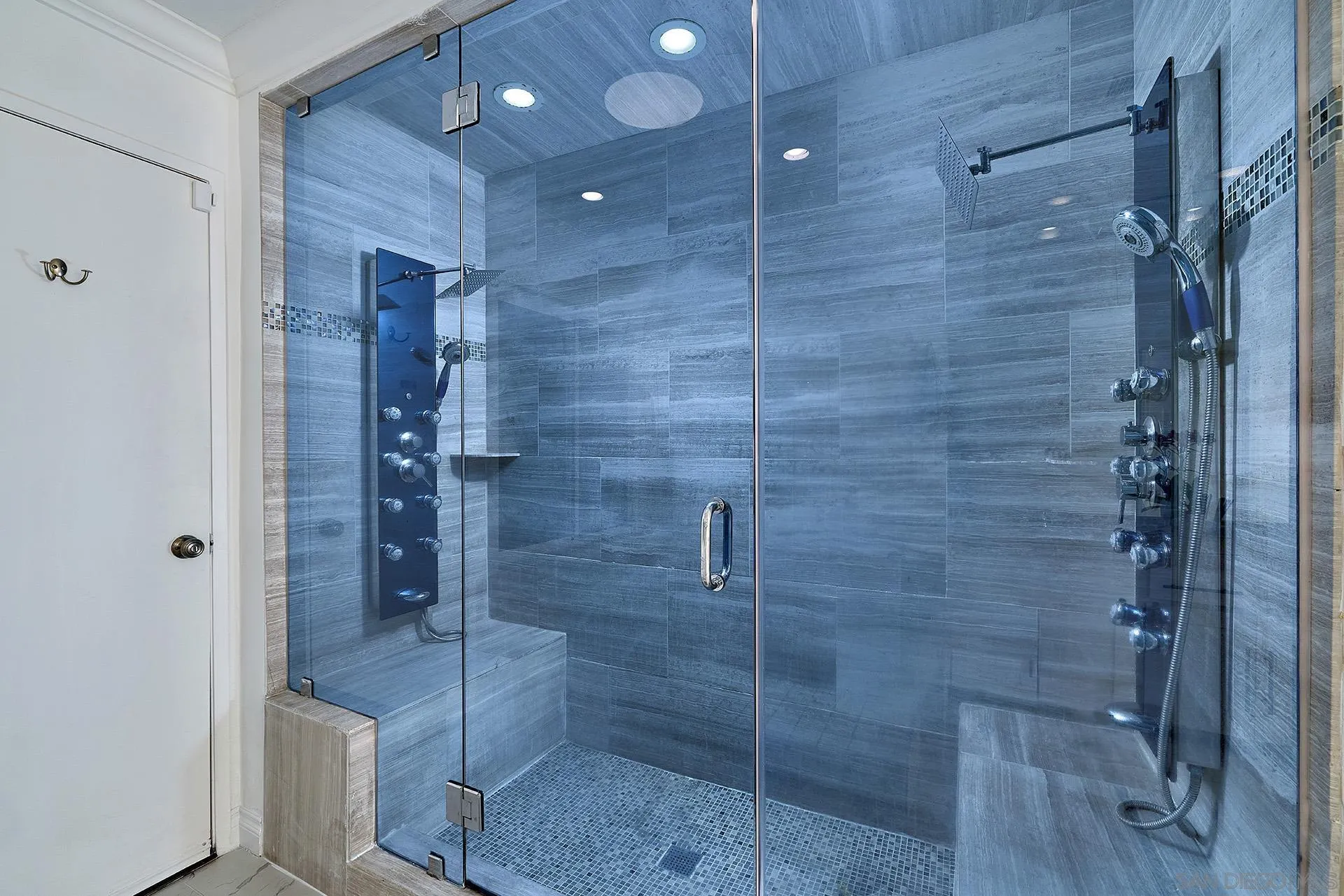 https://cdn.realtyfeed.com/cdn/127/250045035/ccee30d1f3aac56ac83b0c7c5ad00ca2.webp
