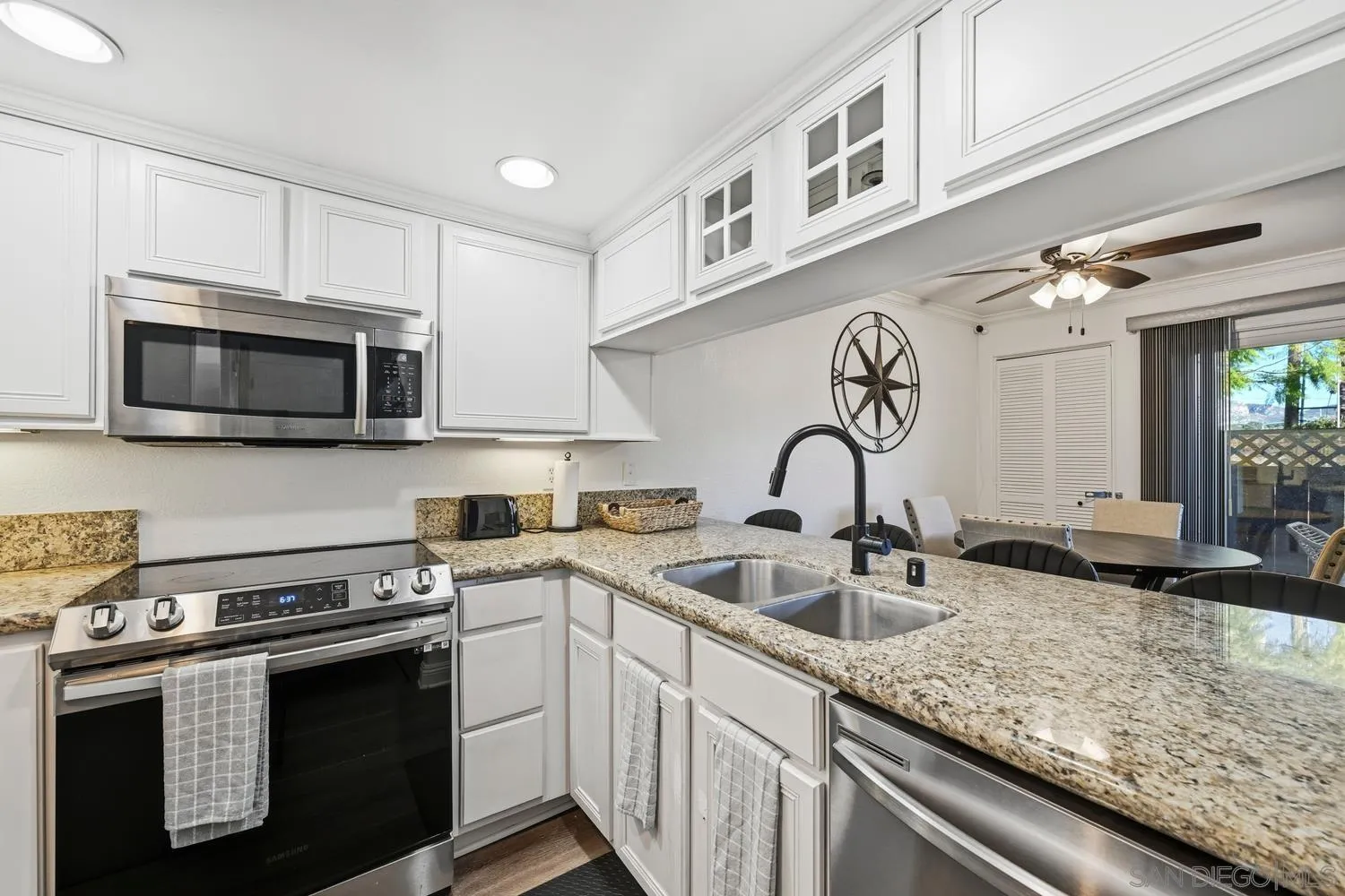Photo #8: 250045037 Listing: Photo #8