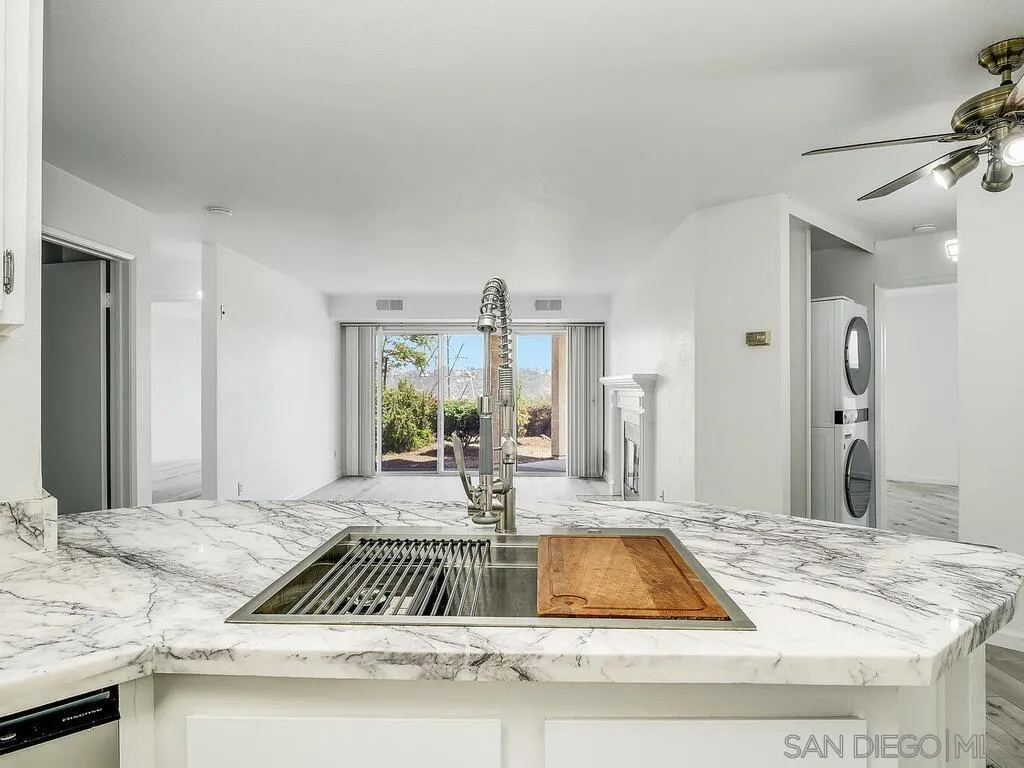 Photo #5: 250045043 Listing: Photo #5