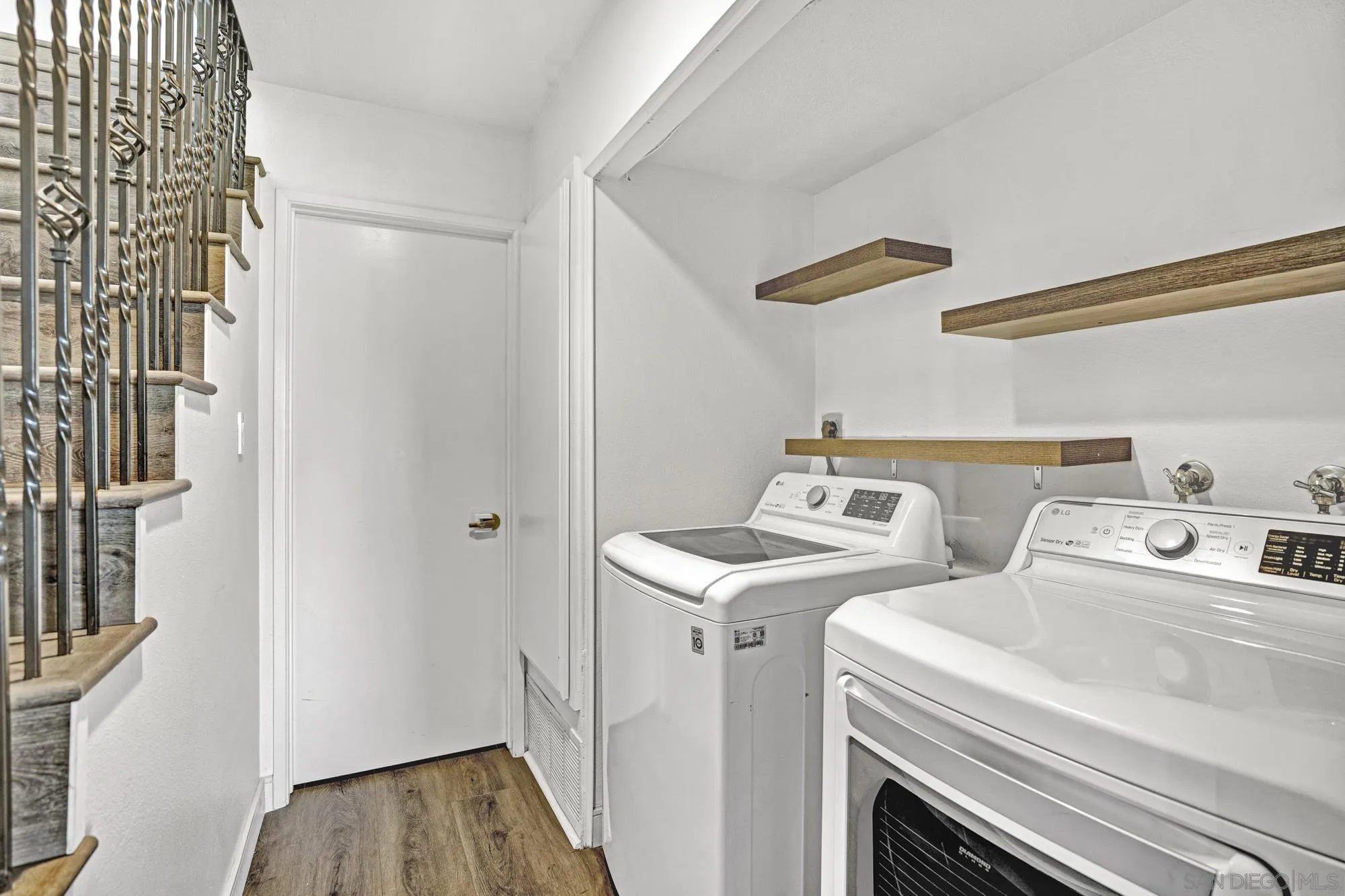 Photo #11: 250045047 Listing: Photo #11