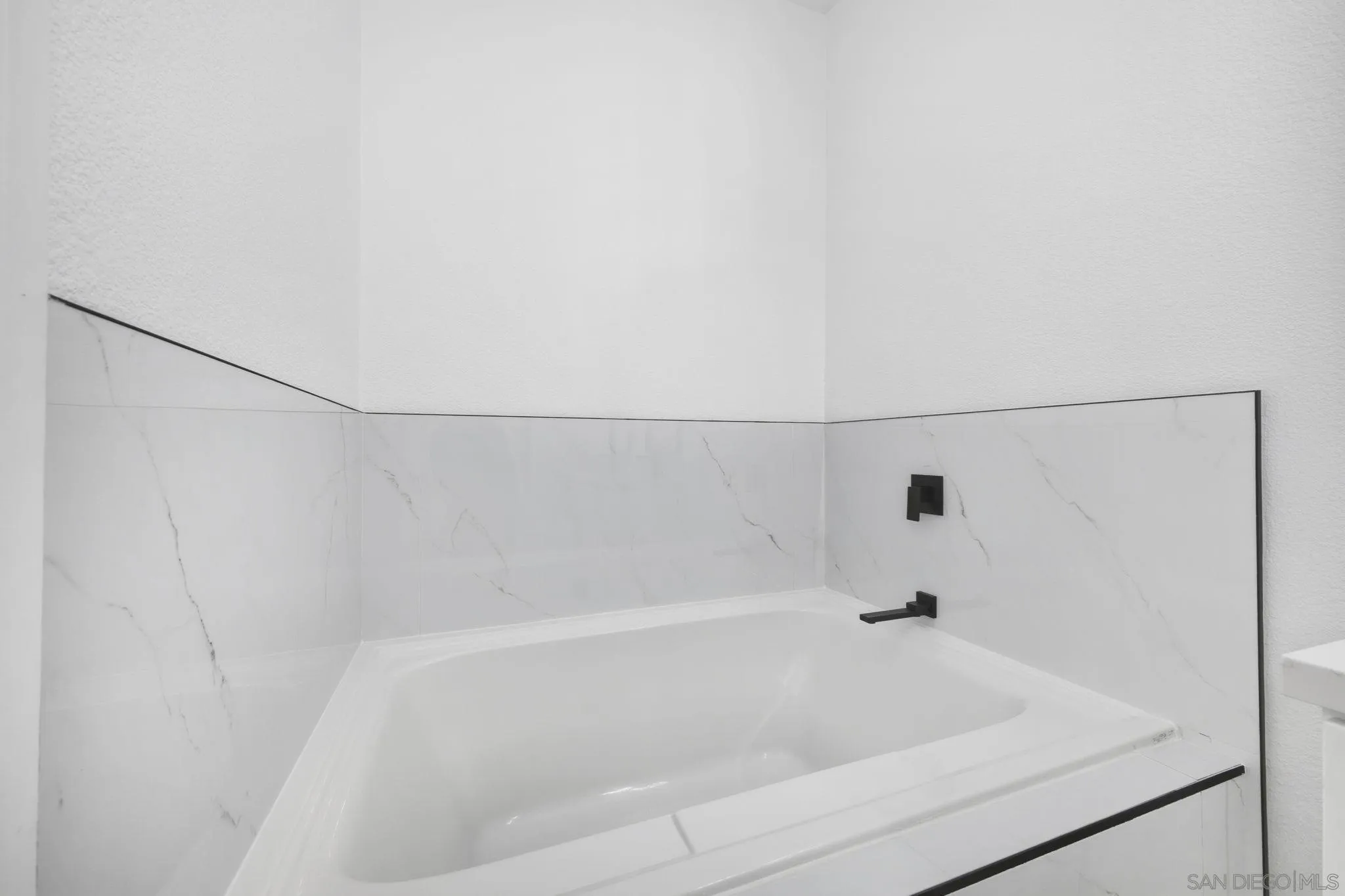 Photo #40: 250045048 Listing: Photo #40