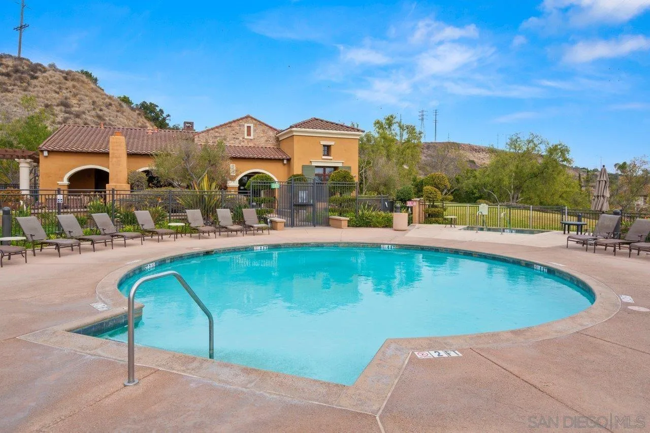 https://cdn.realtyfeed.com/cdn/127/250045058/470c6cf76fb99c709519551fc095d748.webp