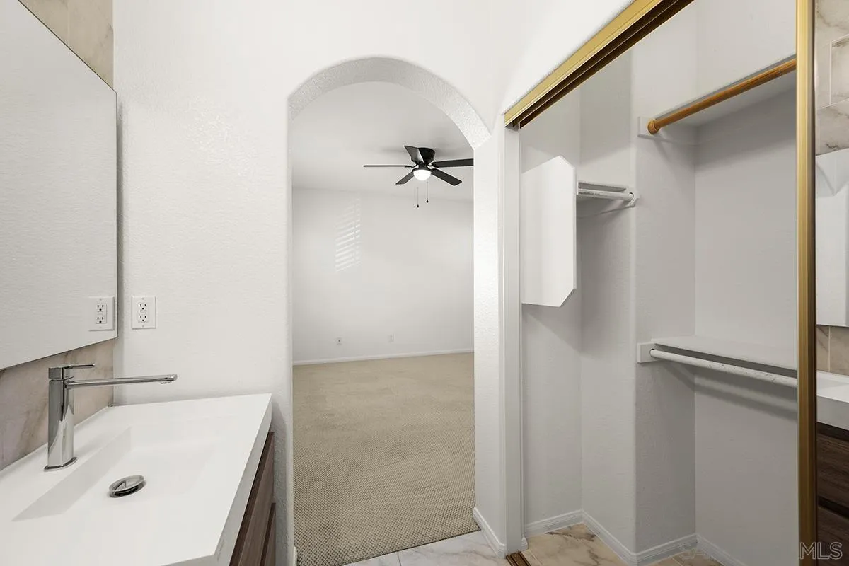 https://cdn.realtyfeed.com/cdn/127/250045058/8719fc1fd79546b43c9053c9d8c63e3f.webp