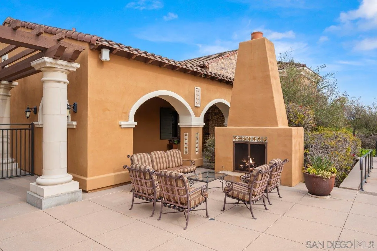 https://cdn.realtyfeed.com/cdn/127/250045058/e960690d15815974d3515ab32cf41d7b.webp