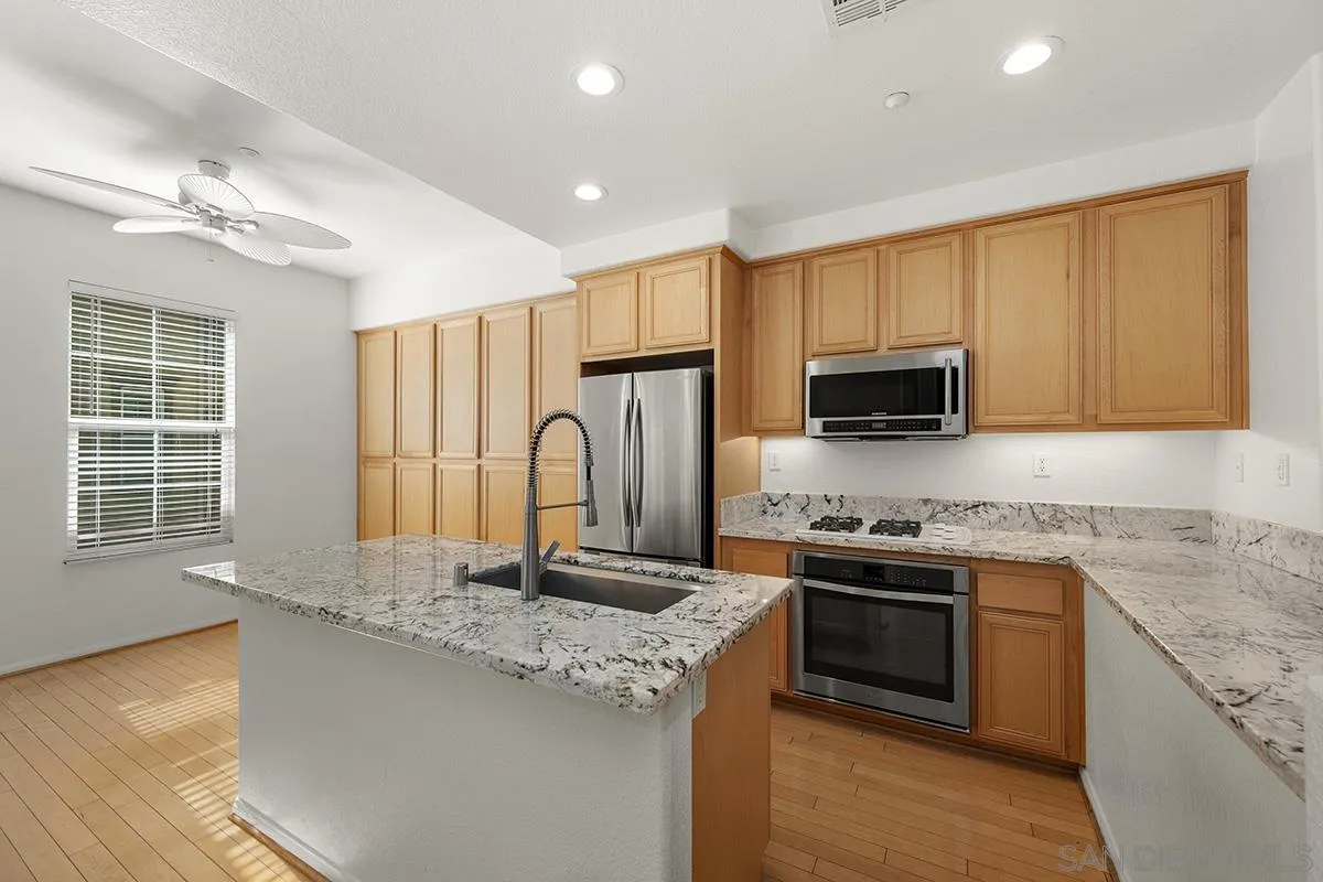 https://cdn.realtyfeed.com/cdn/127/250045058/f274dd3bdae6015a75053d7676655fd0.webp