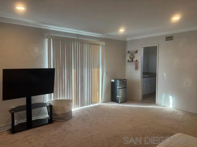 https://cdn.realtyfeed.com/cdn/127/250045060/7b370115195402b7802fe56084c938e3.webp