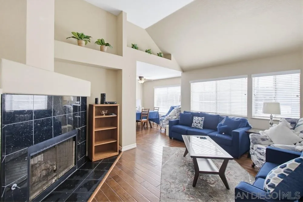 Photo #5: 250045061 Listing: Photo #5