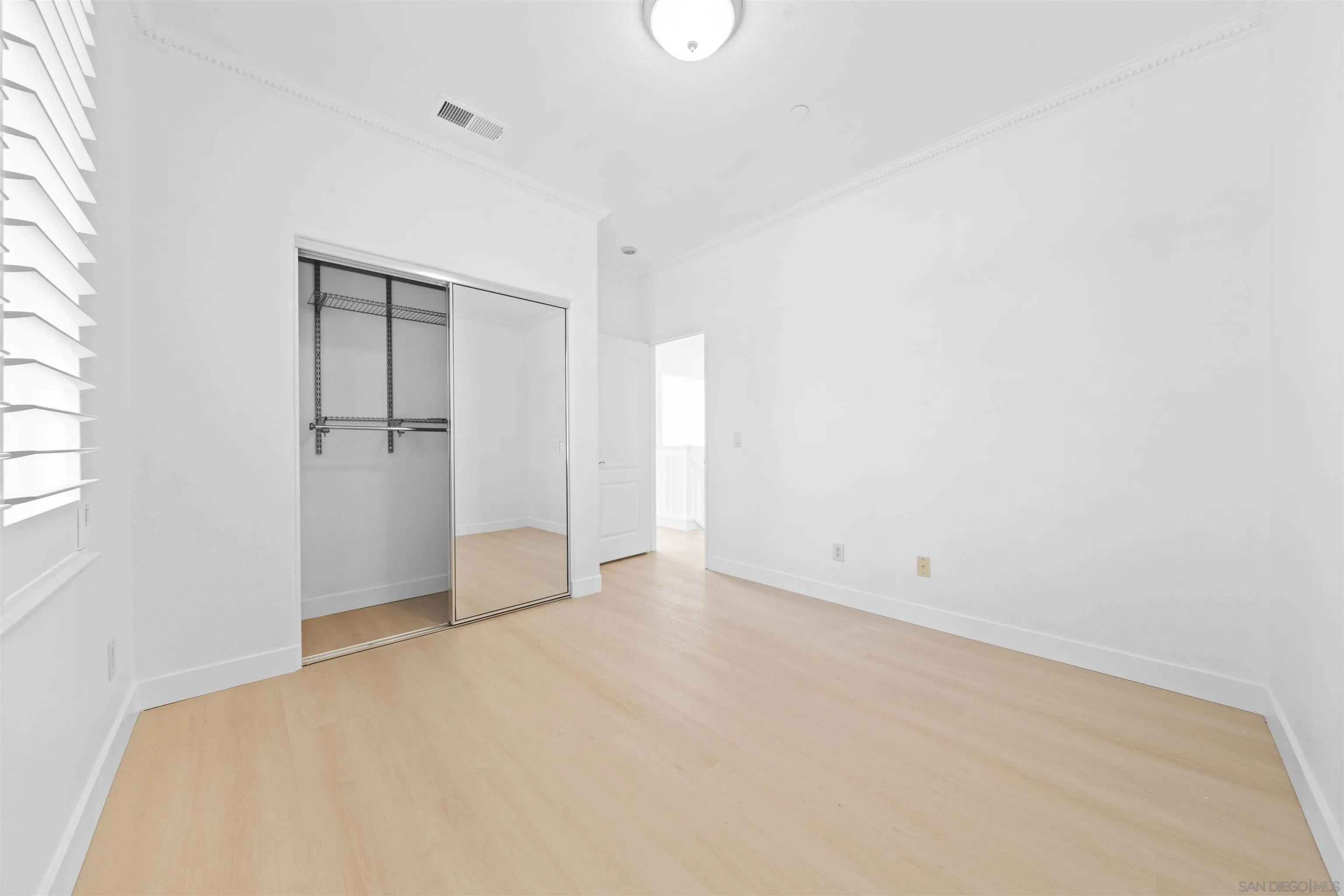 Photo #27: 250045077 Listing: Photo #27