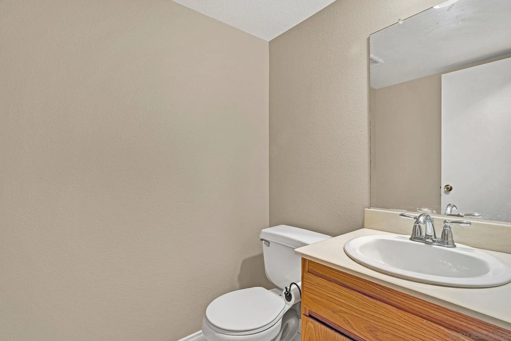 Photo #17: 250045079 Listing: Photo #17