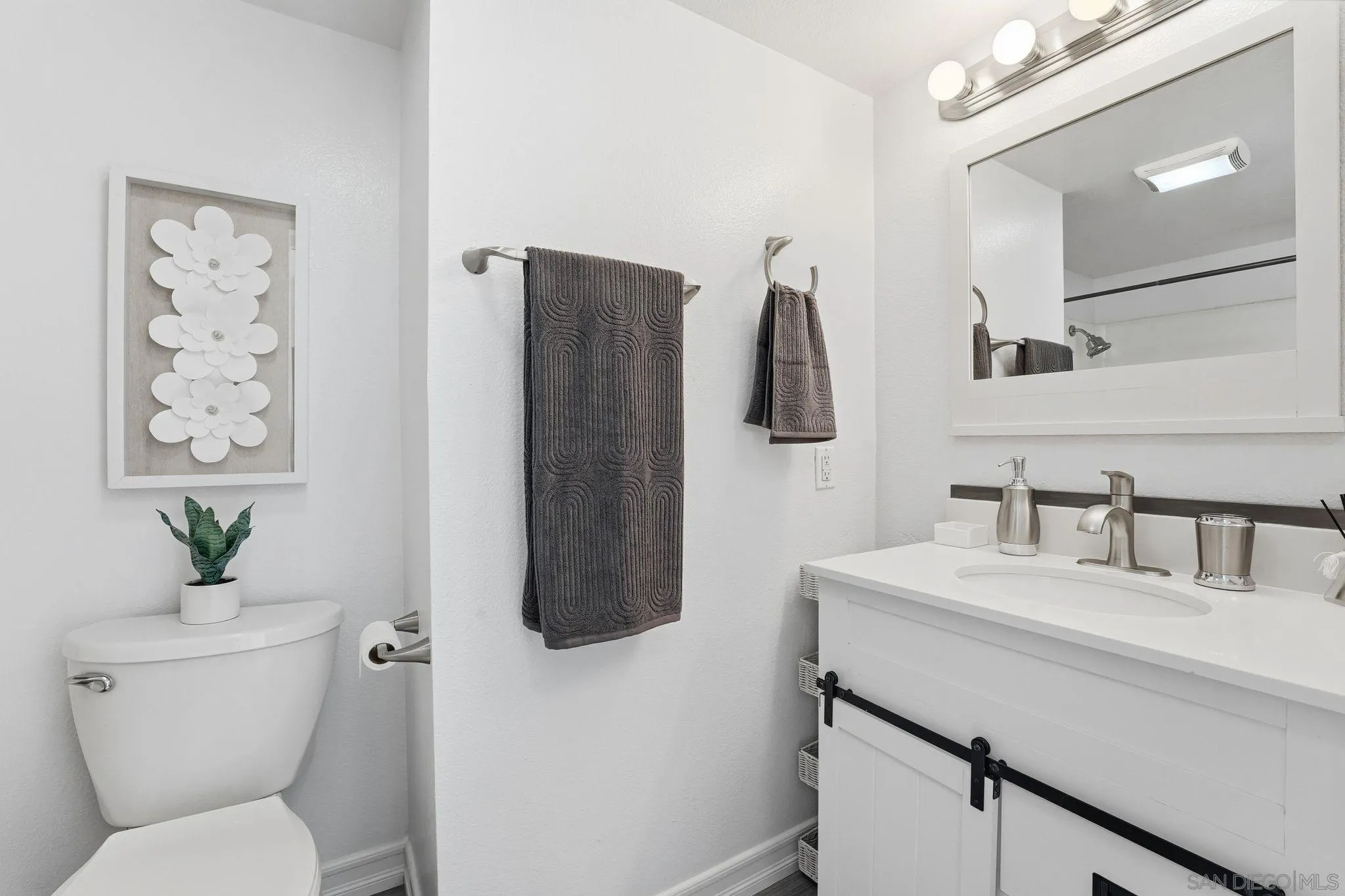 https://cdn.realtyfeed.com/cdn/127/250045092/0ae4d60ffeea616766b36030df389209.webp