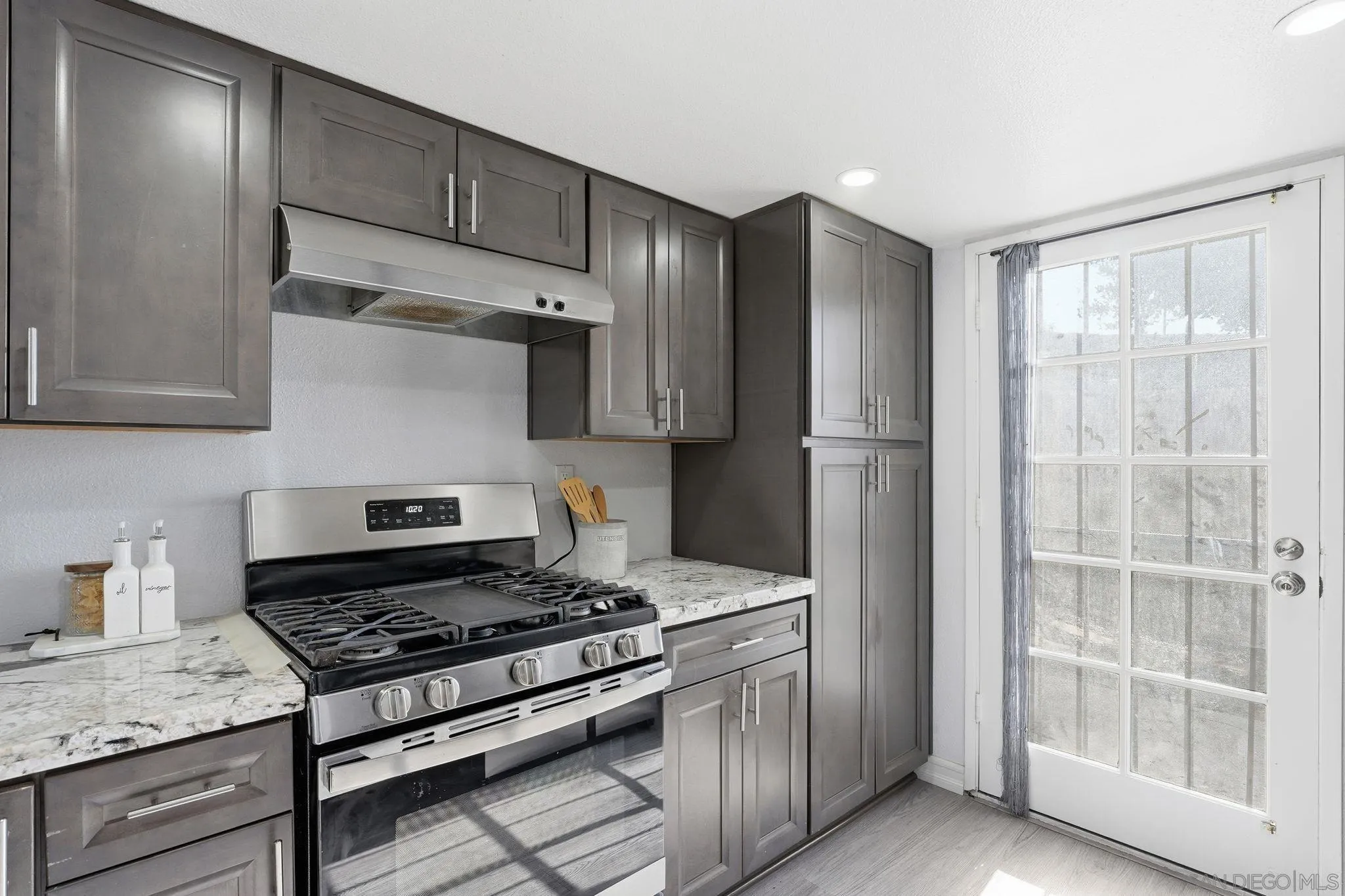 https://cdn.realtyfeed.com/cdn/127/250045092/6c4965c6da9eacd9e8594202130b846d.webp