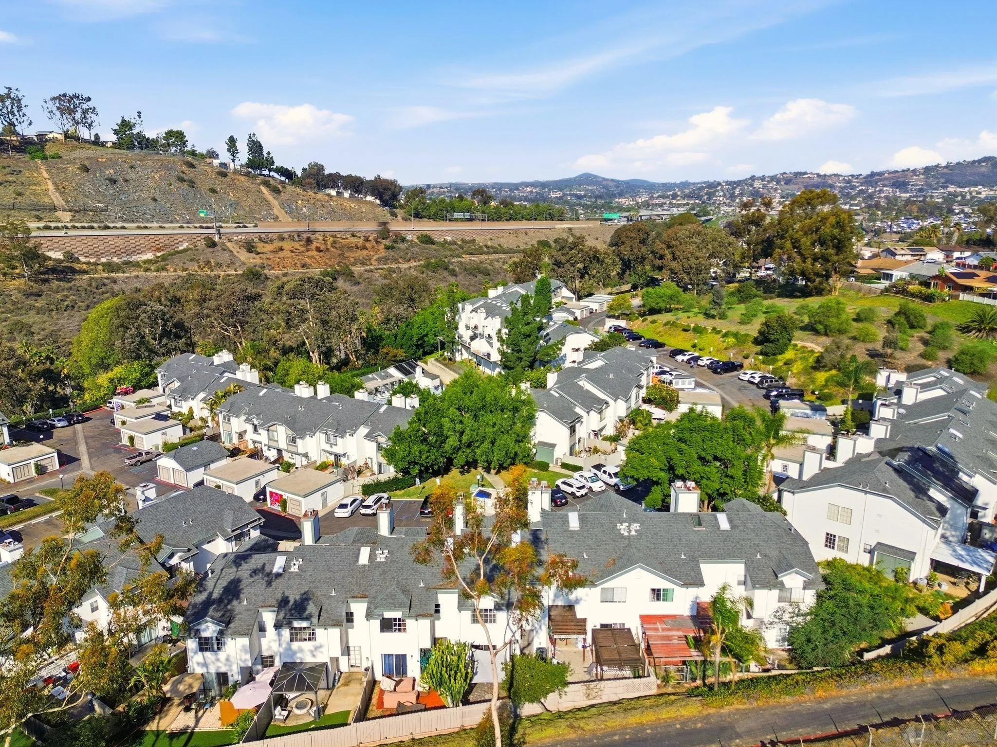 https://cdn.realtyfeed.com/cdn/127/250045092/f53099f040aebfb769ad5cb516620421.webp