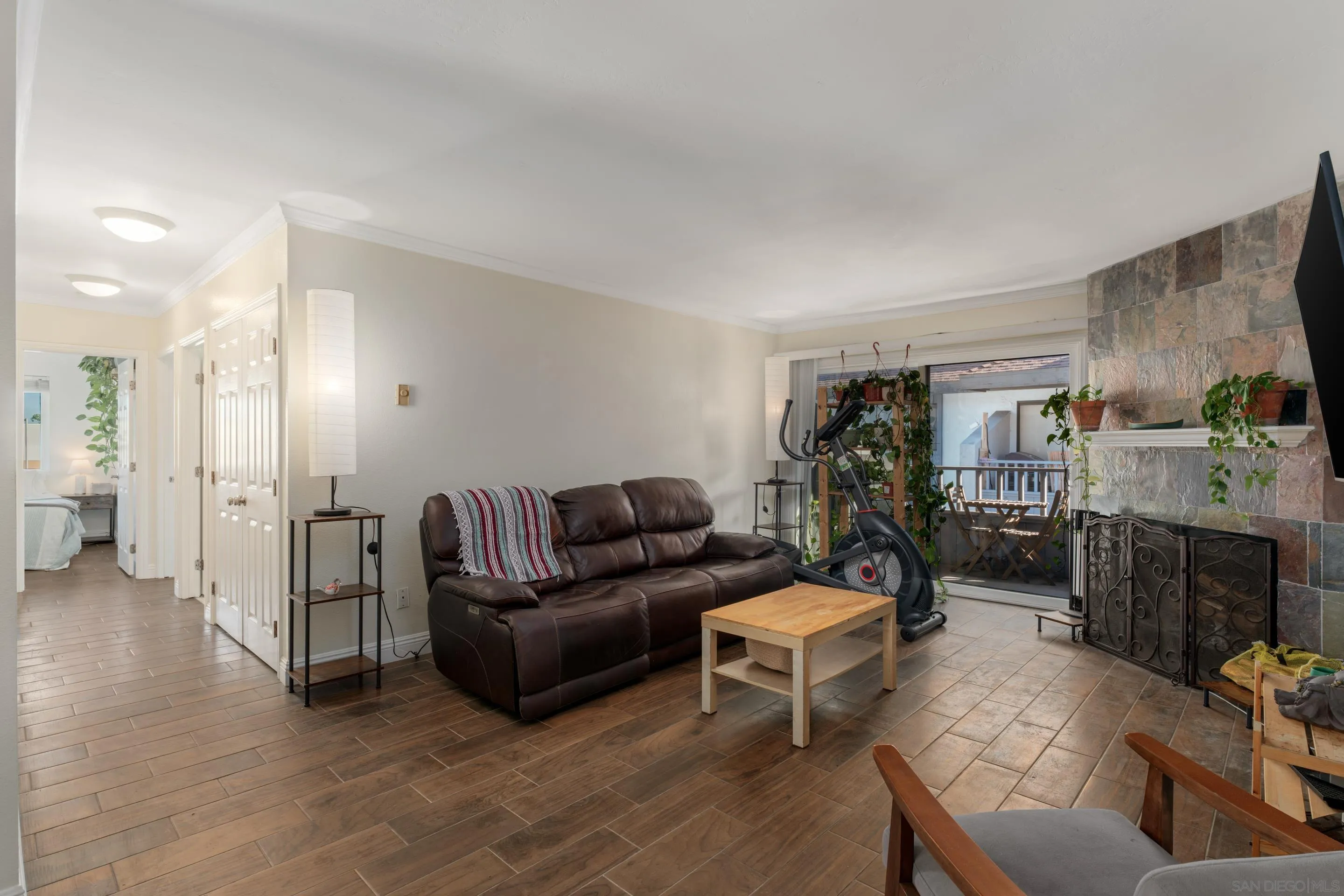 Photo #4: 250045093 Listing: Photo #4