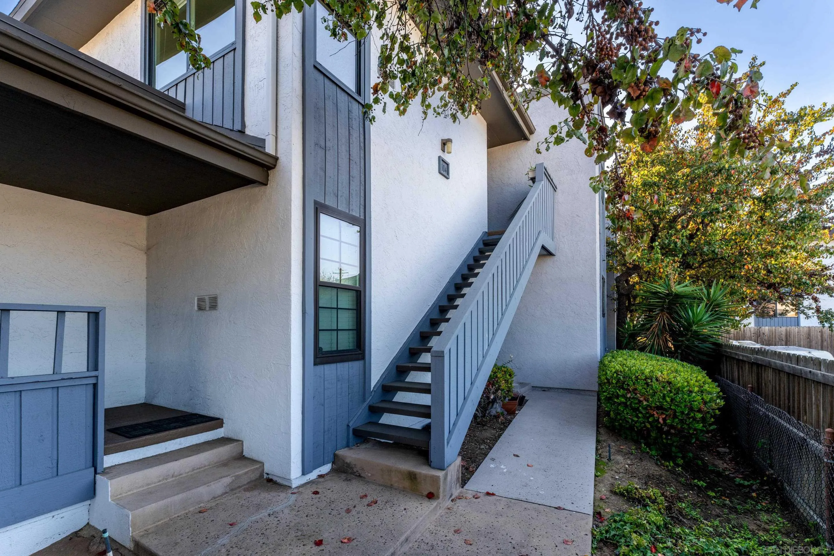 Photo #1: 250045093 Listing: Photo #1