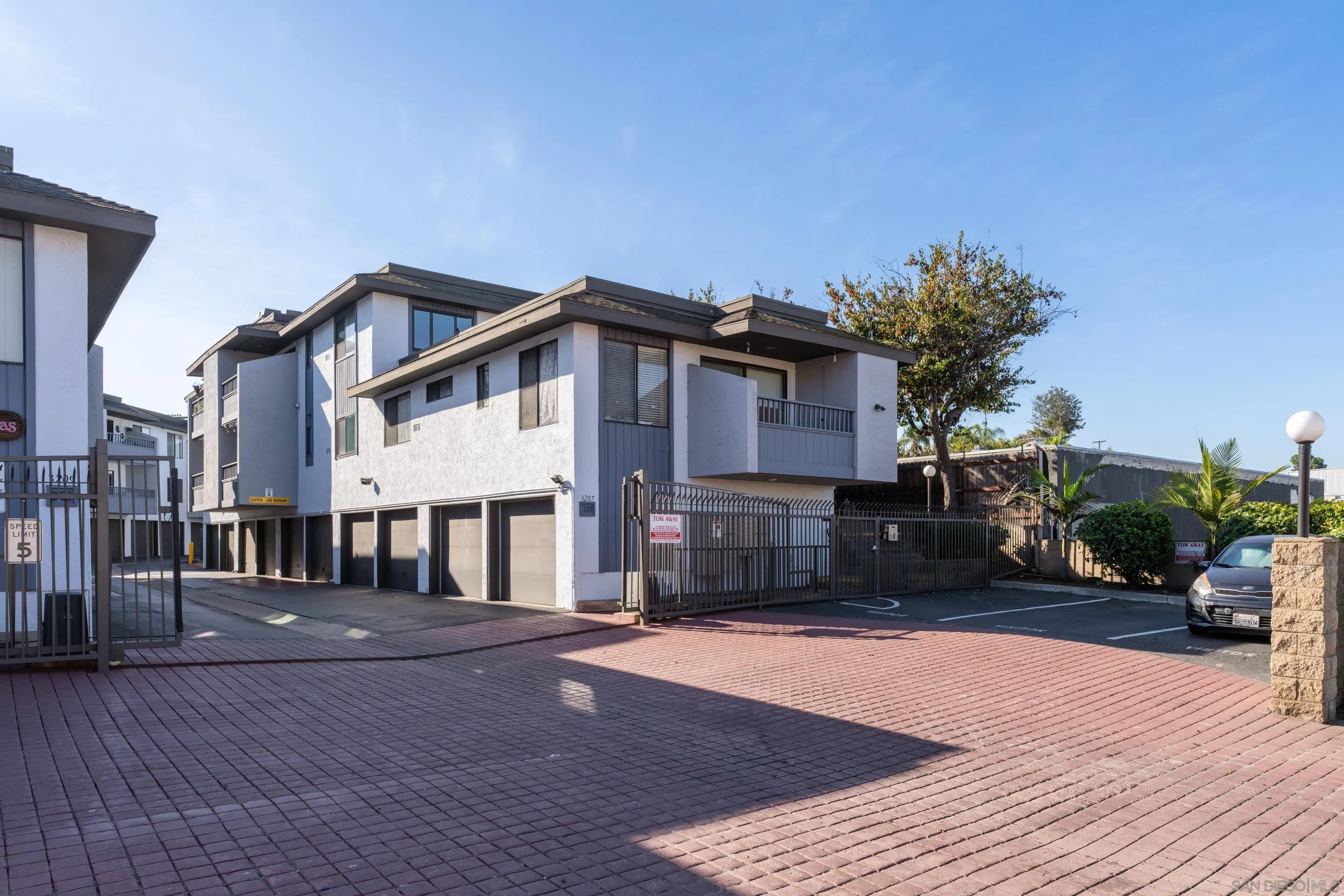 Photo #22: 250045093 Listing: Photo #22