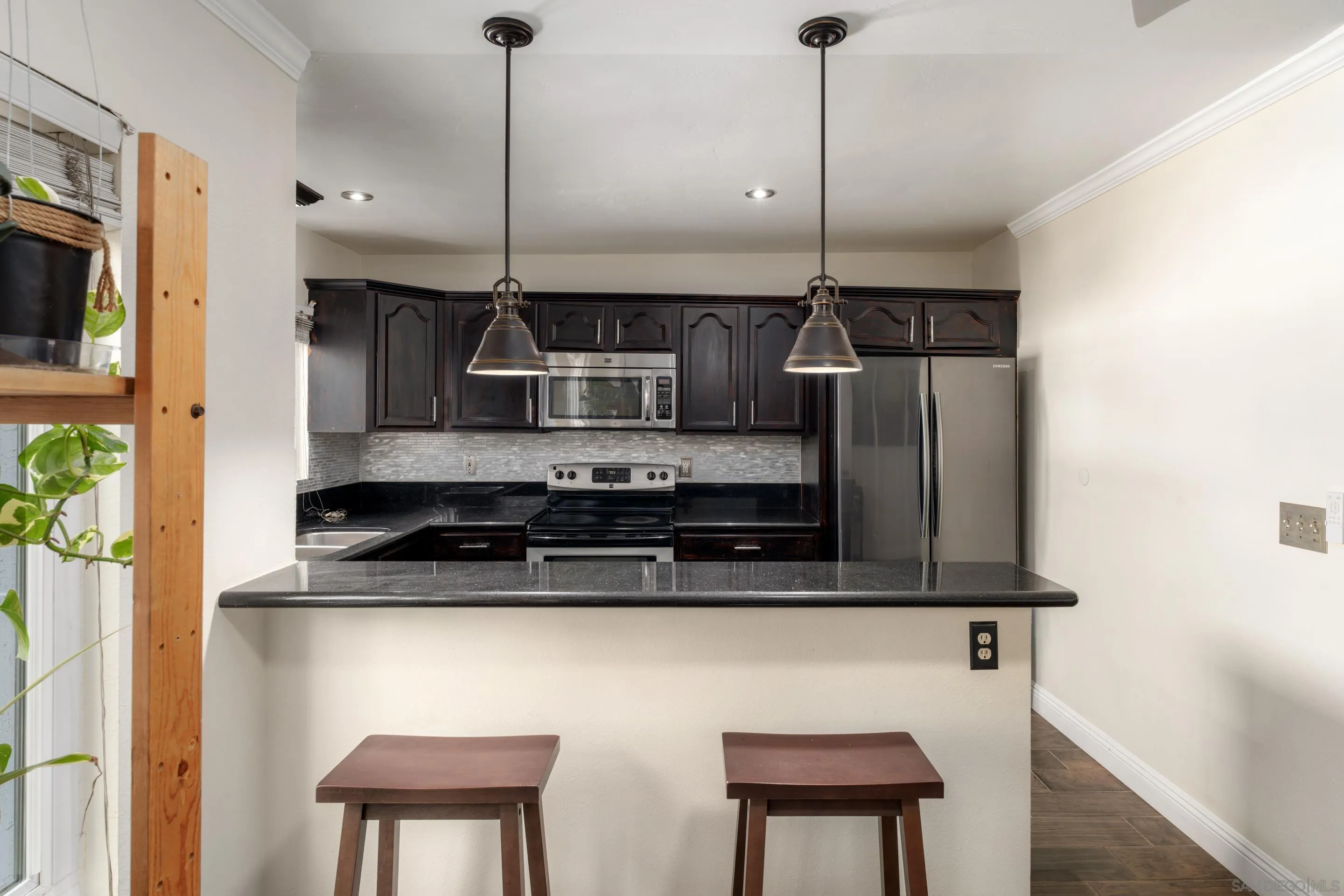 Photo #10: 250045093 Listing: Photo #10