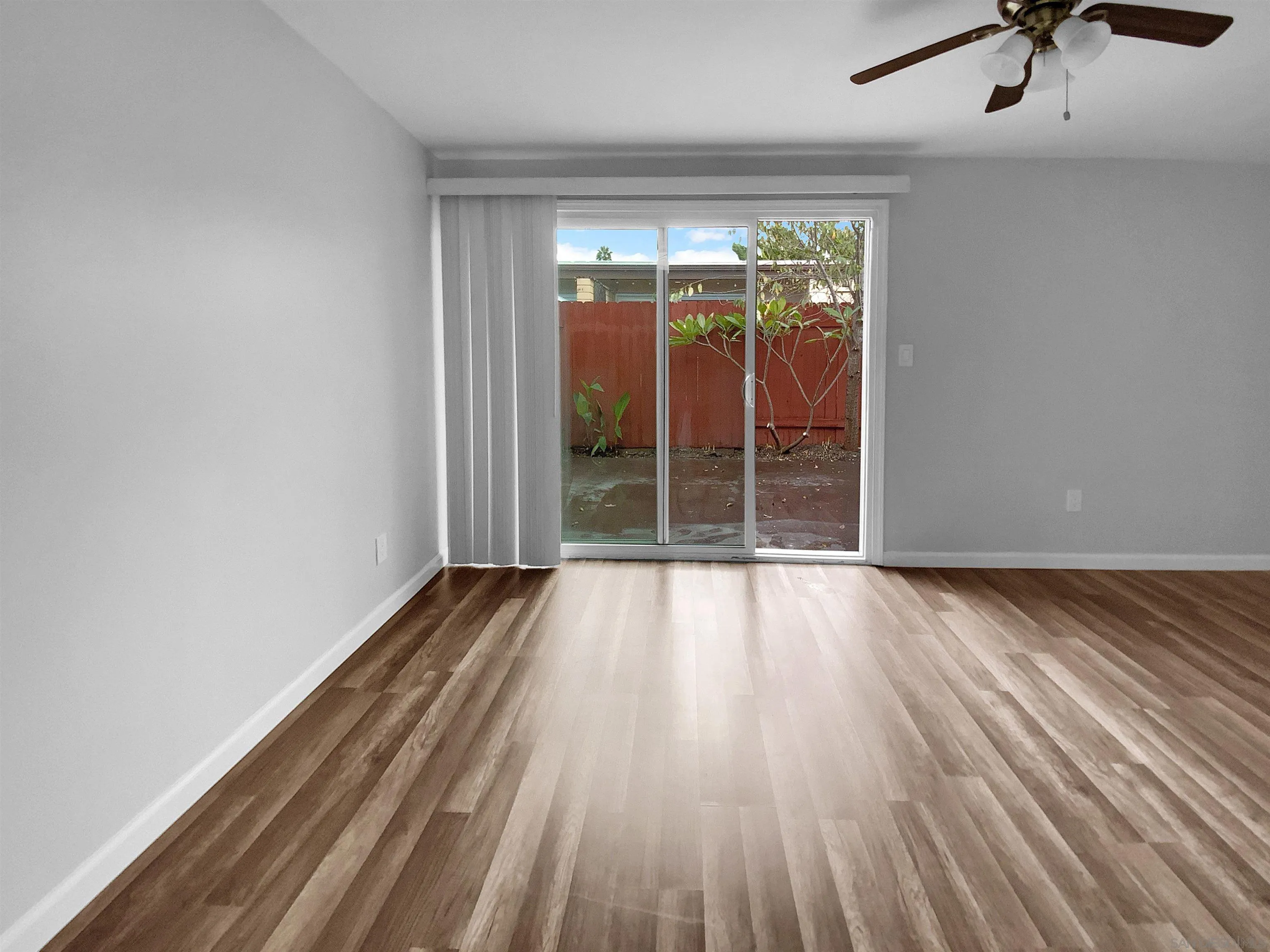 Photo #11: 250045094 Listing: Photo #11