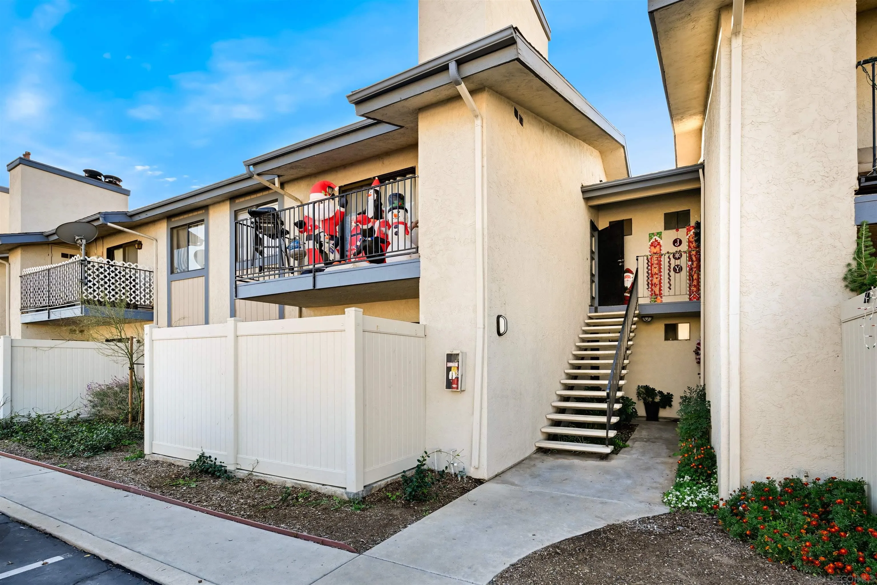 Photo #12: 250045096 Listing: Photo #12