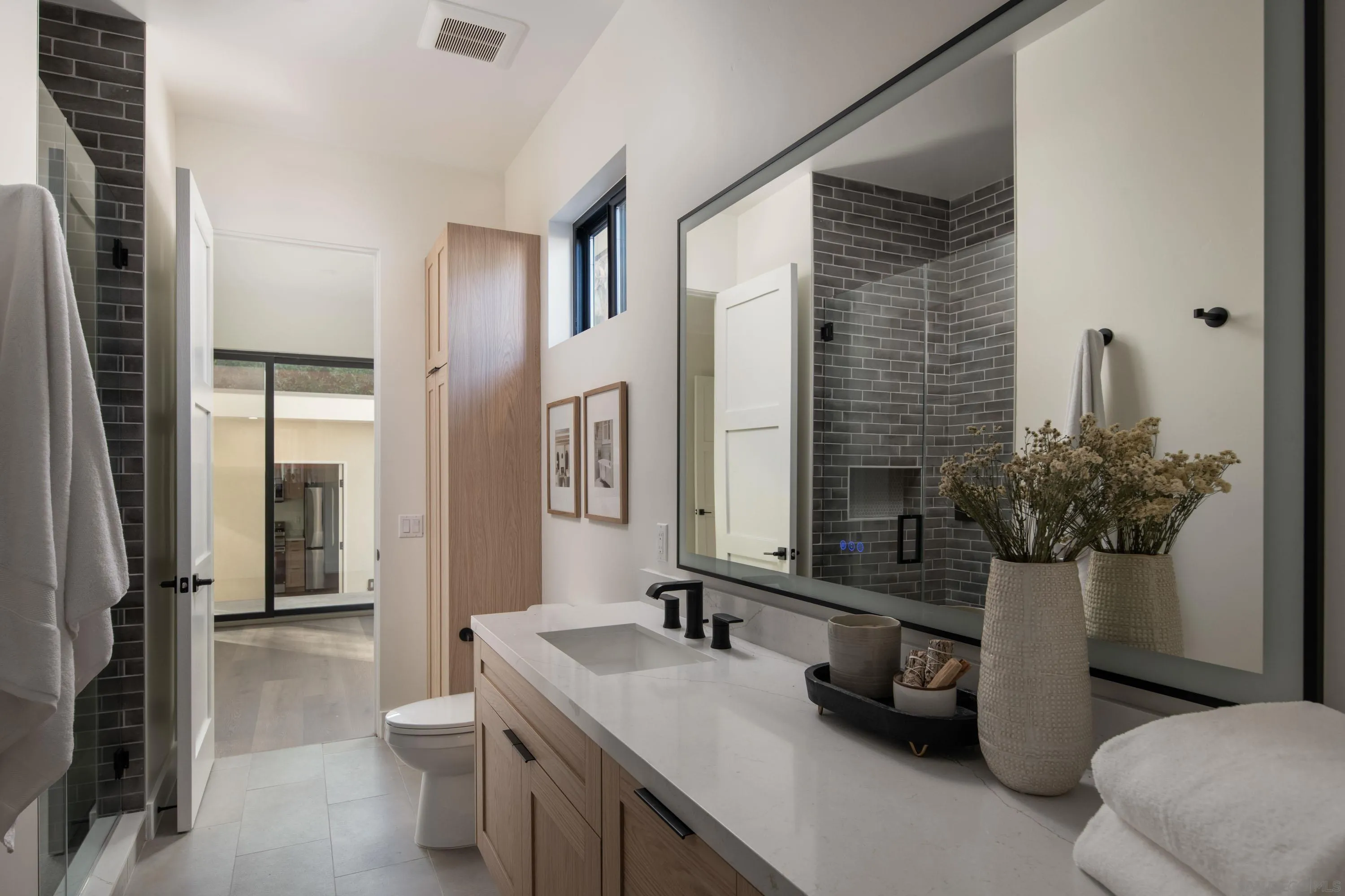 https://cdn.realtyfeed.com/cdn/127/250045098/185b7aa8c0b921df1621e6731c3eb3df.webp