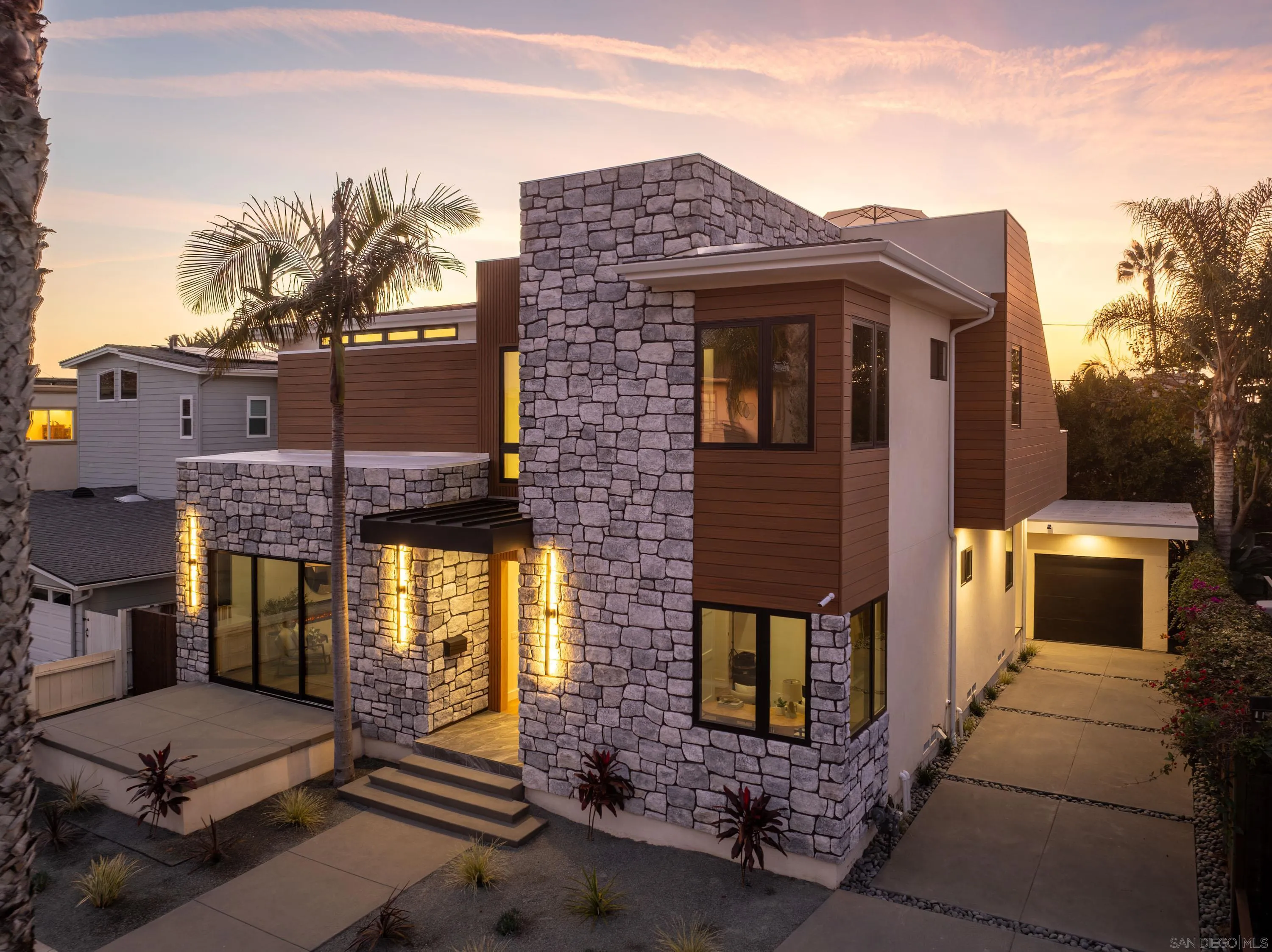 https://cdn.realtyfeed.com/cdn/127/250045098/d91f956aa16b33809d20eb259fc29d8c.webp