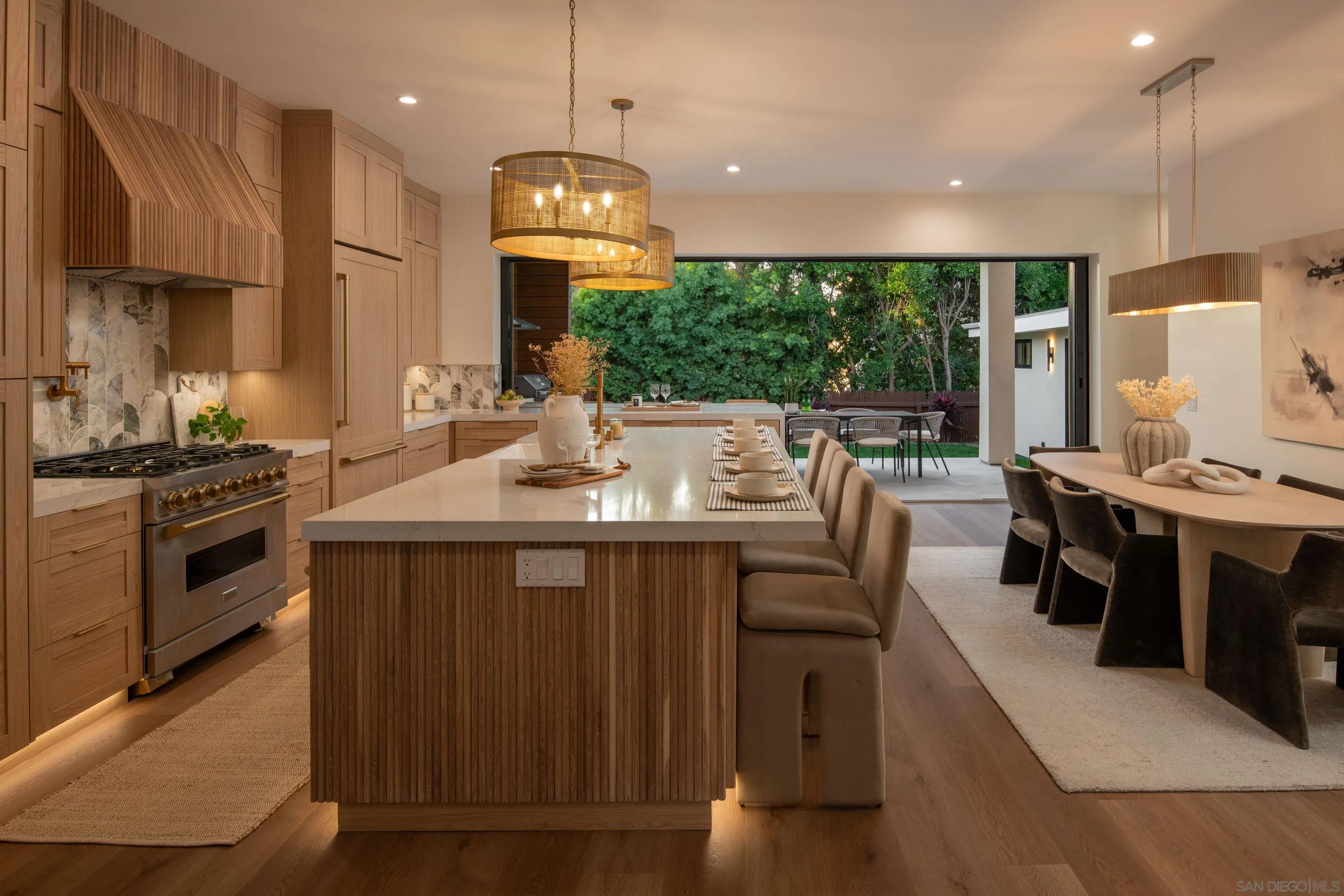 https://cdn.realtyfeed.com/cdn/127/250045098/fc3ada32aa167495558275ac2a964642.webp