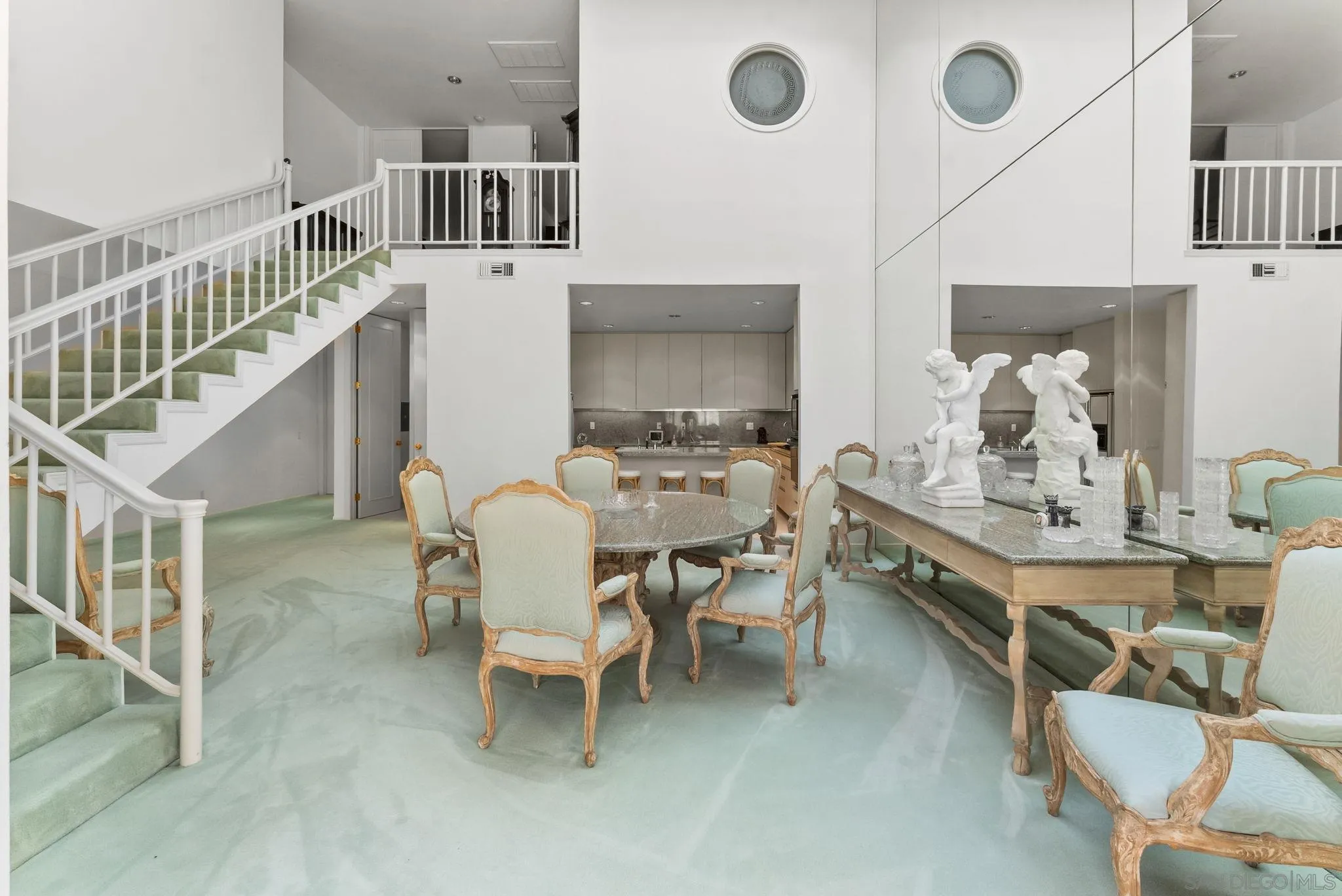 Photo #6: 250045103 Listing: Photo #6