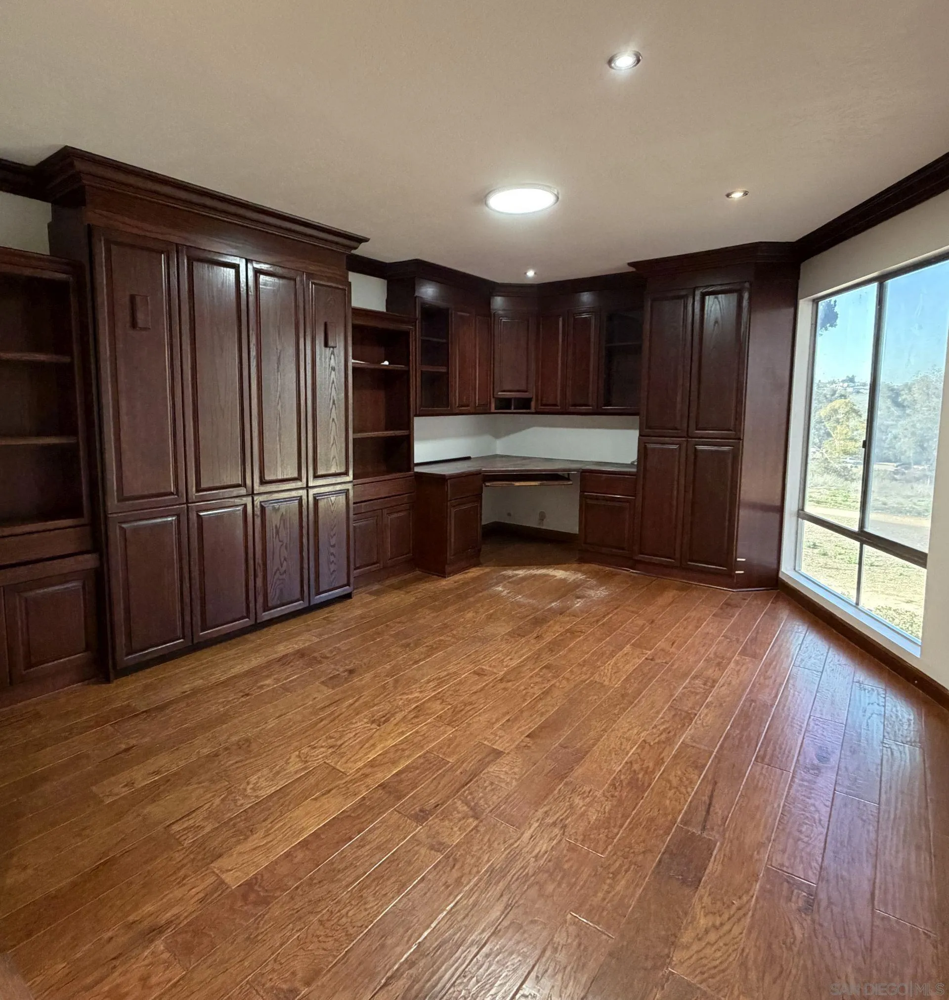 Photo #15: 250045109 Listing: Photo #15