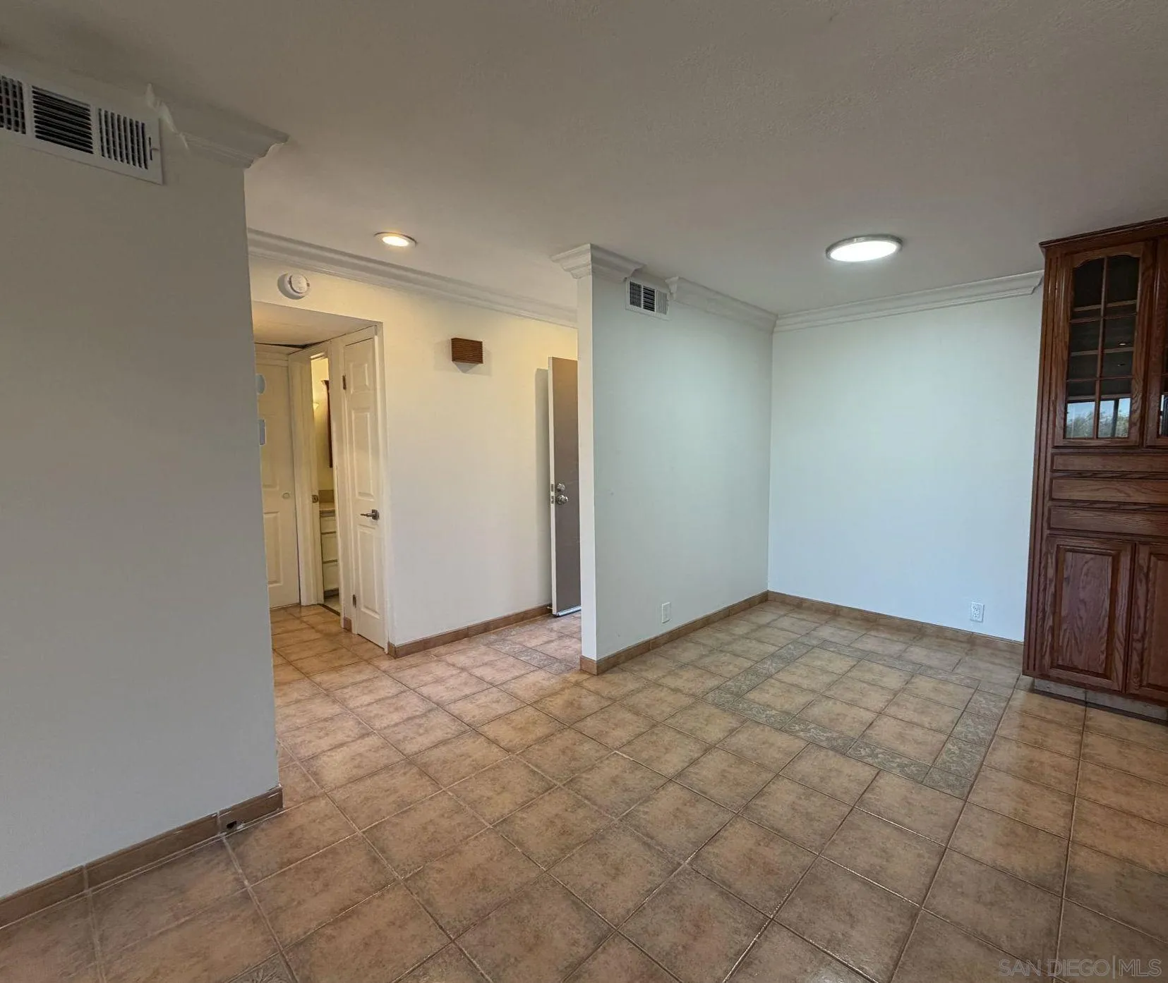 Photo #18: 250045109 Listing: Photo #18