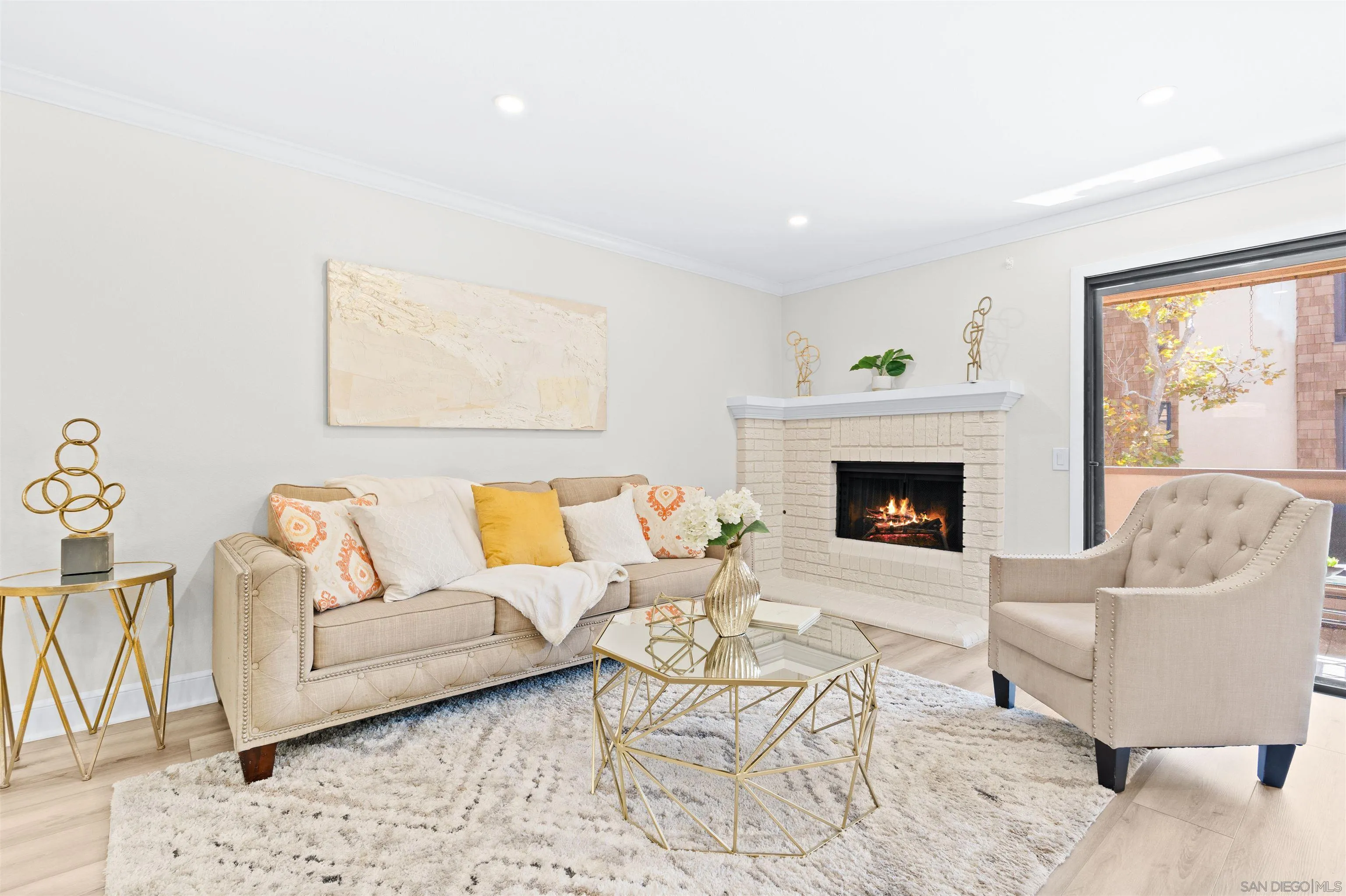 8870 Villa La Jolla Dr, unit 210