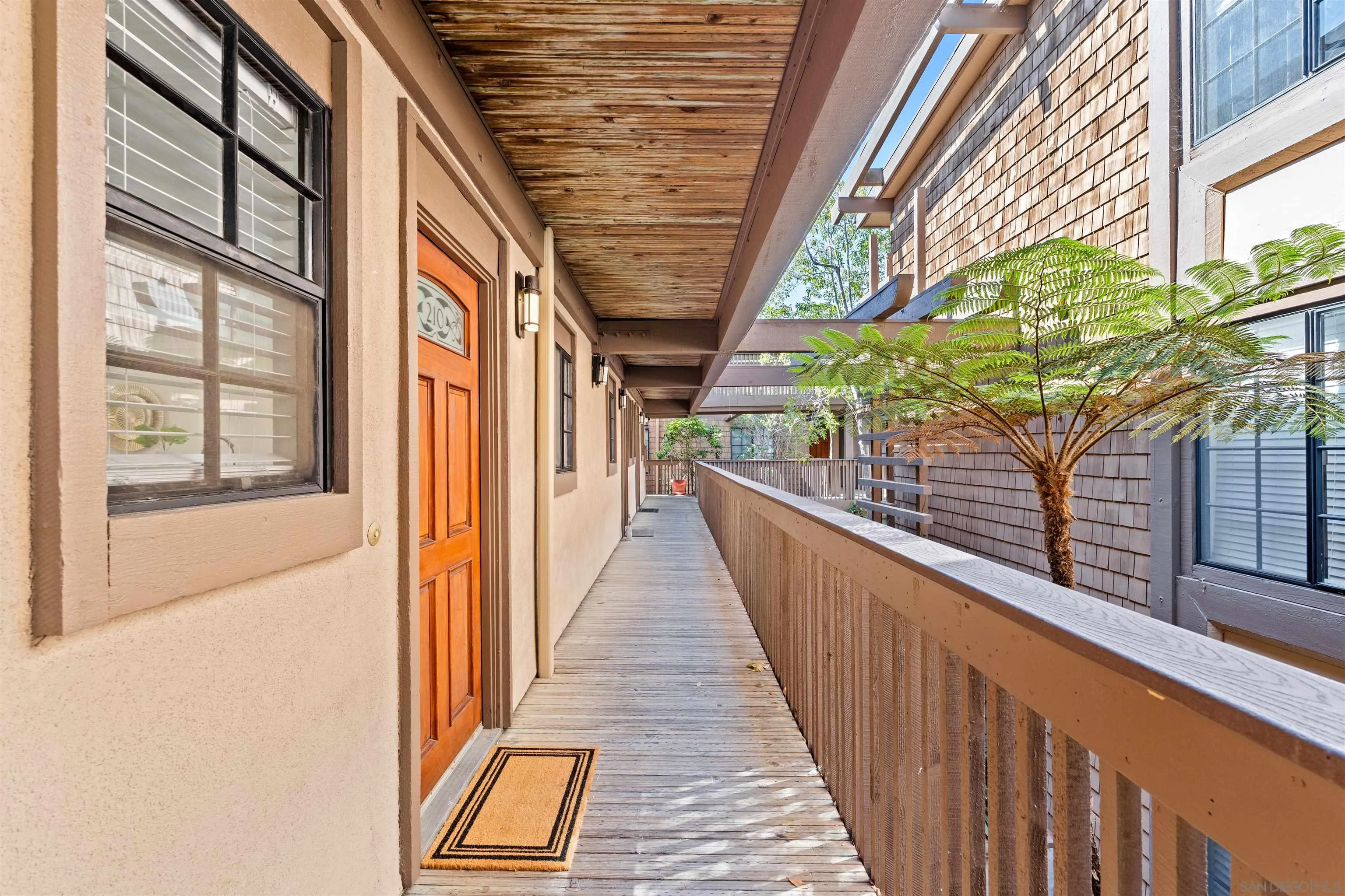 Photo #13: 250045117 Listing: Photo #13