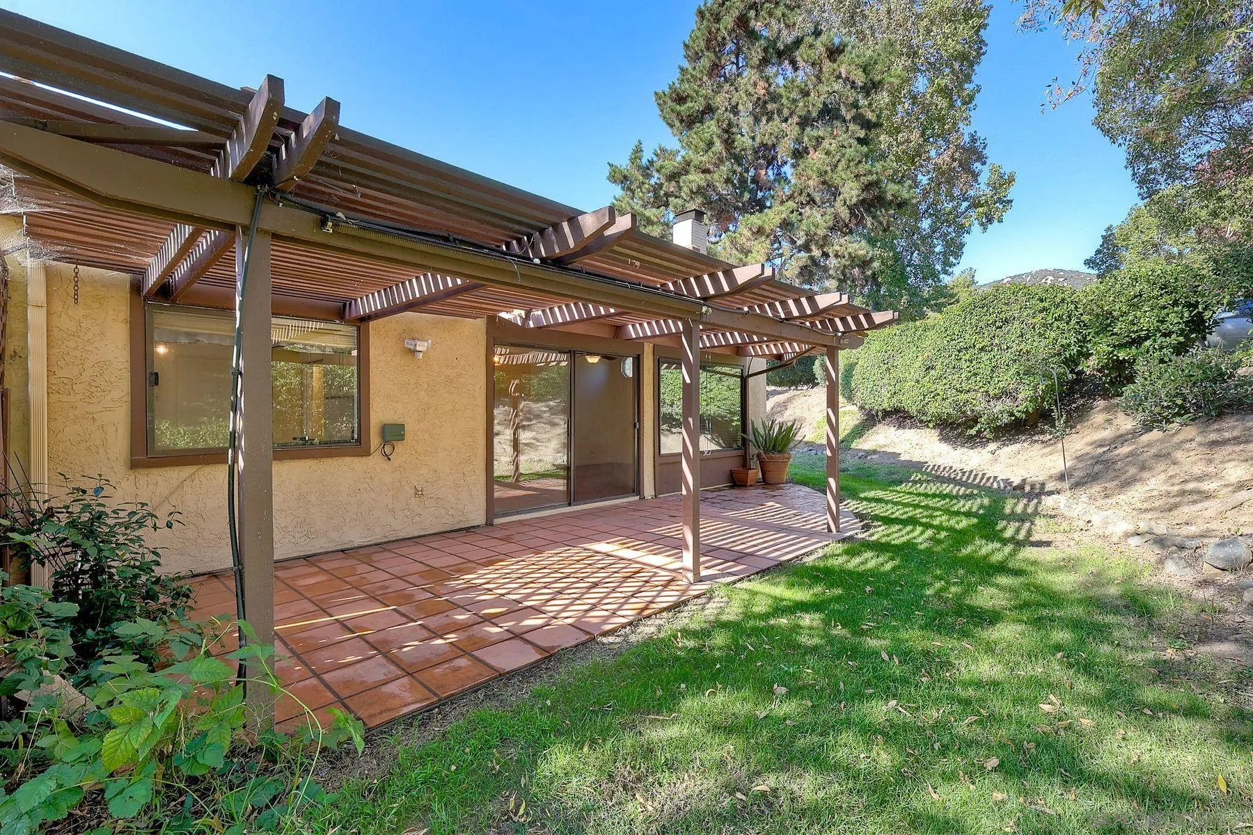https://cdn.realtyfeed.com/cdn/127/250045126/8ad755b0e26227fdf882927cfa59c40a.webp