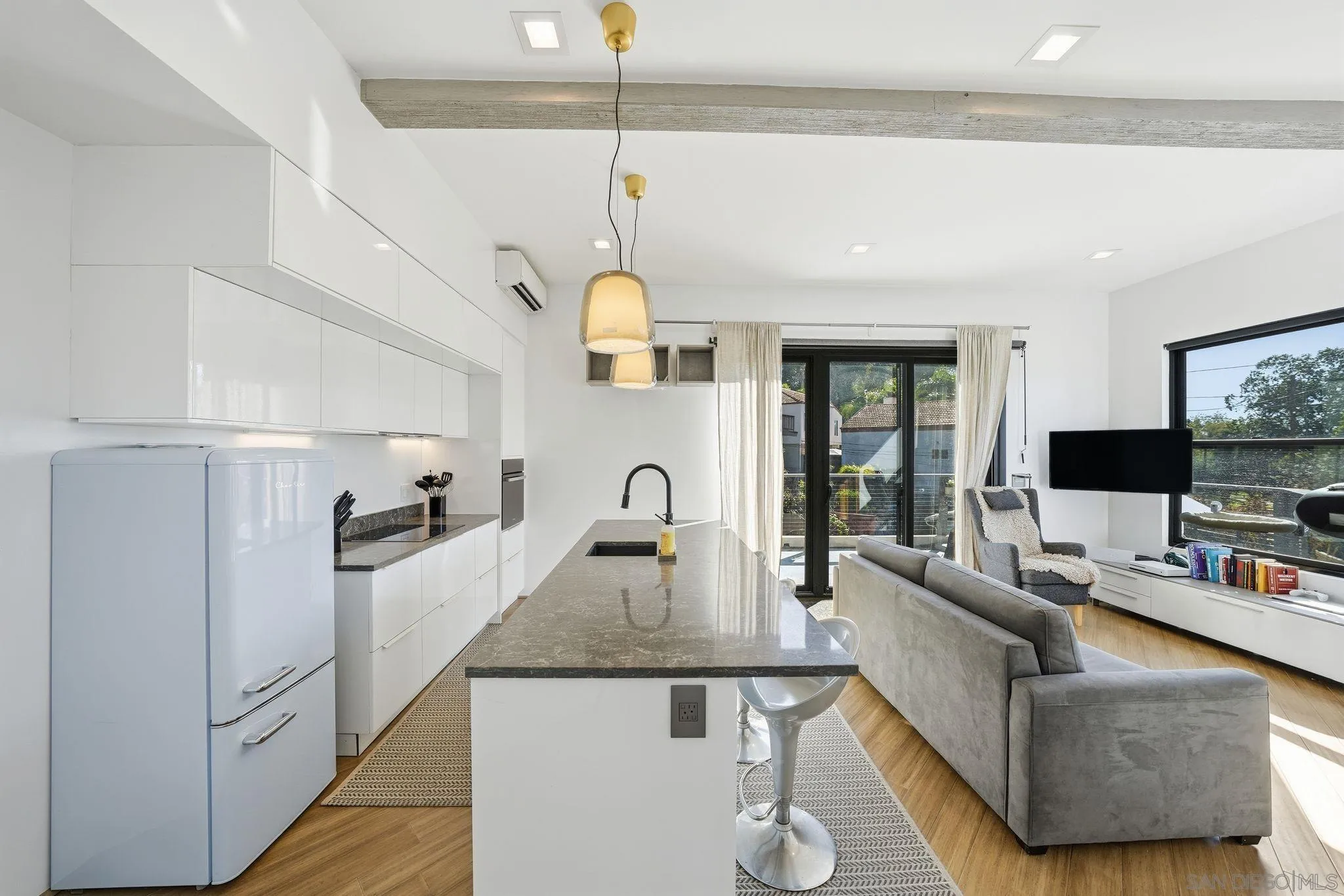 https://cdn.realtyfeed.com/cdn/127/250045137/0b76222c5def5afe3402d02c6f3f5324.webp