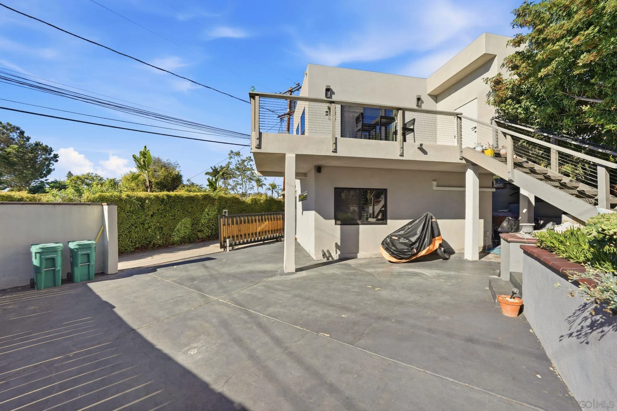 https://cdn.realtyfeed.com/cdn/127/250045137/6ef39975cf6441b418ed9f6c4527395b.webp